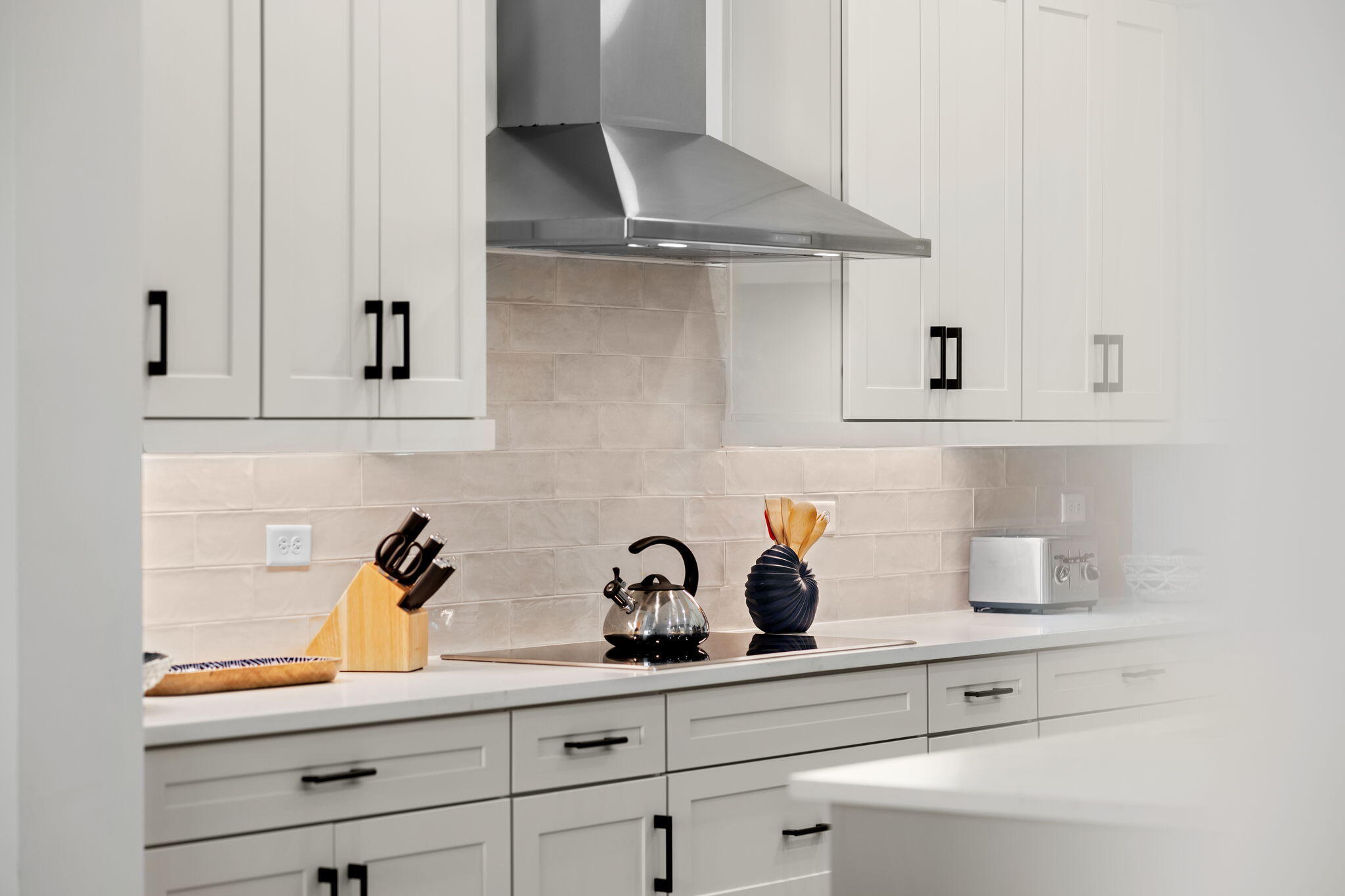 3031 Hafen Lane, 203