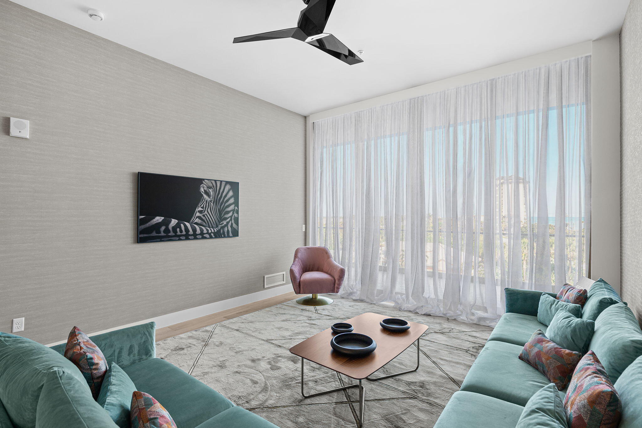 3031 Hafen Lane, 203