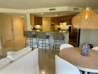 123 Lancha Circle, 101