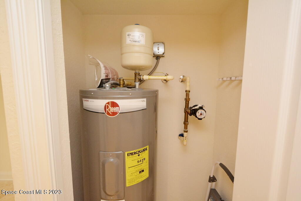 123 Lancha Circle, 101