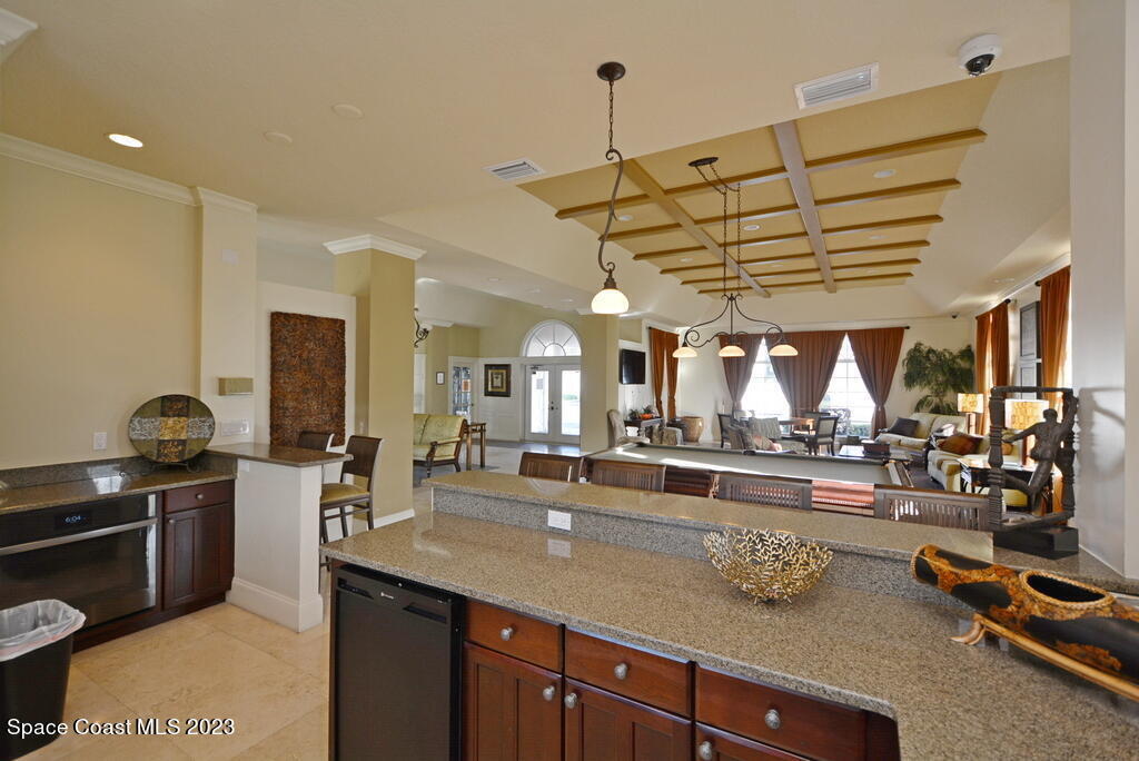 123 Lancha Circle, 101