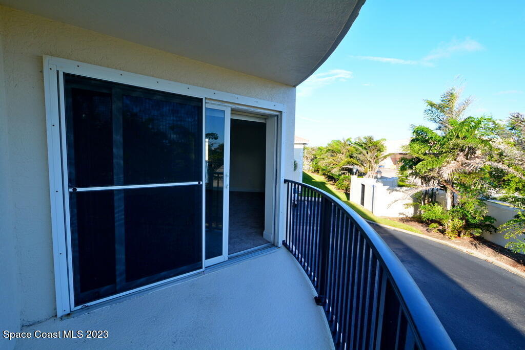 123 Lancha Circle, 101