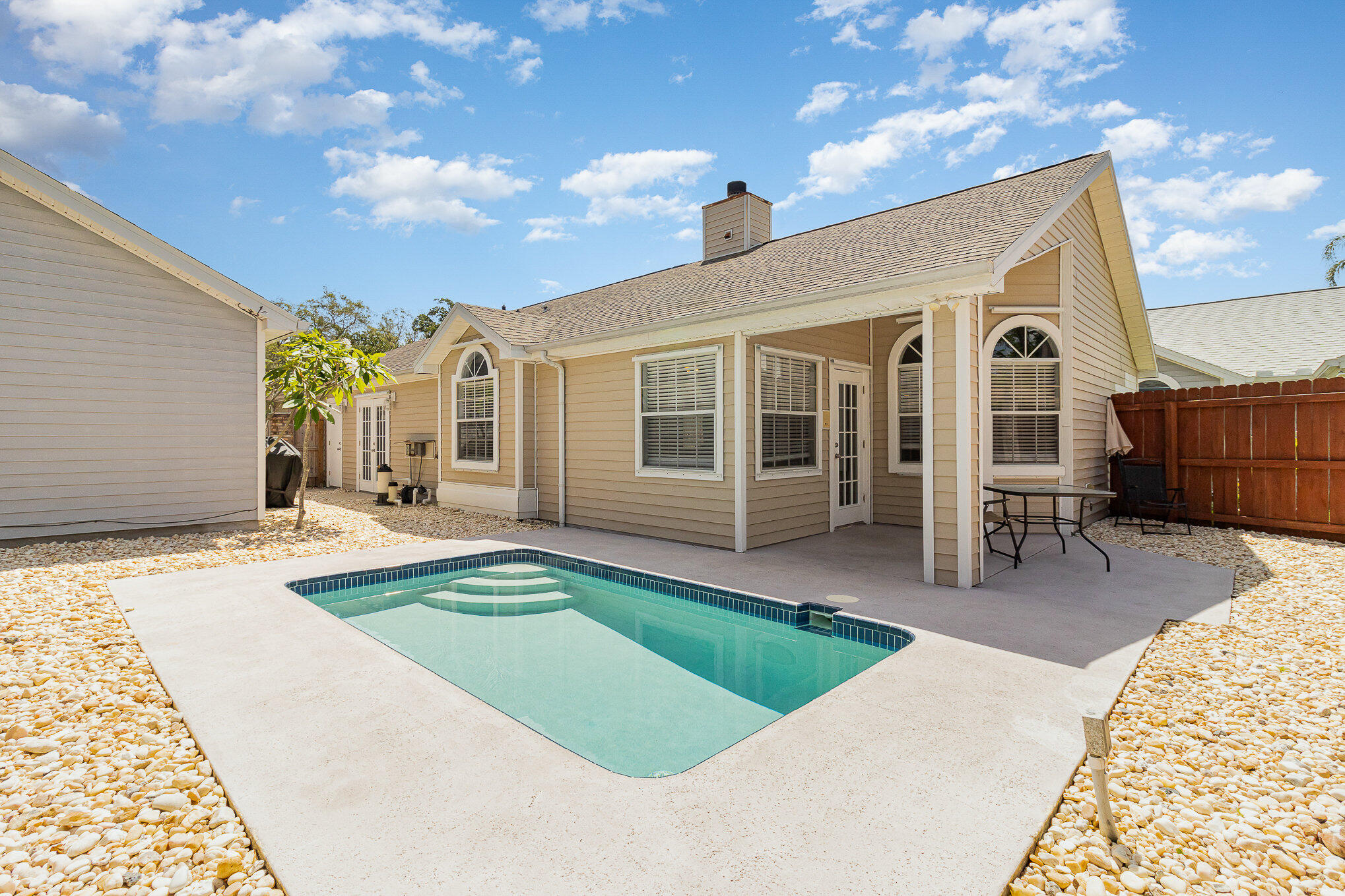 1737 Pine Valley Drive