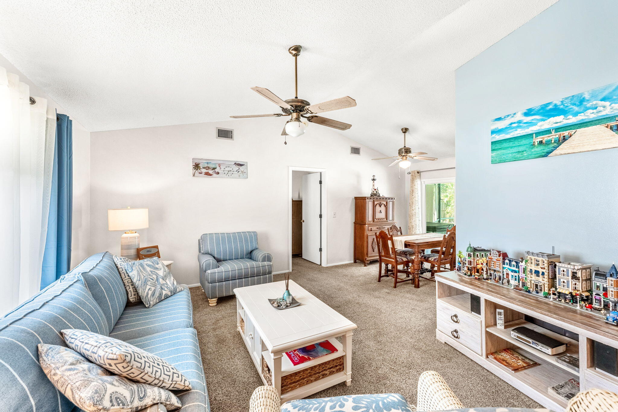 949 Custer Street NW