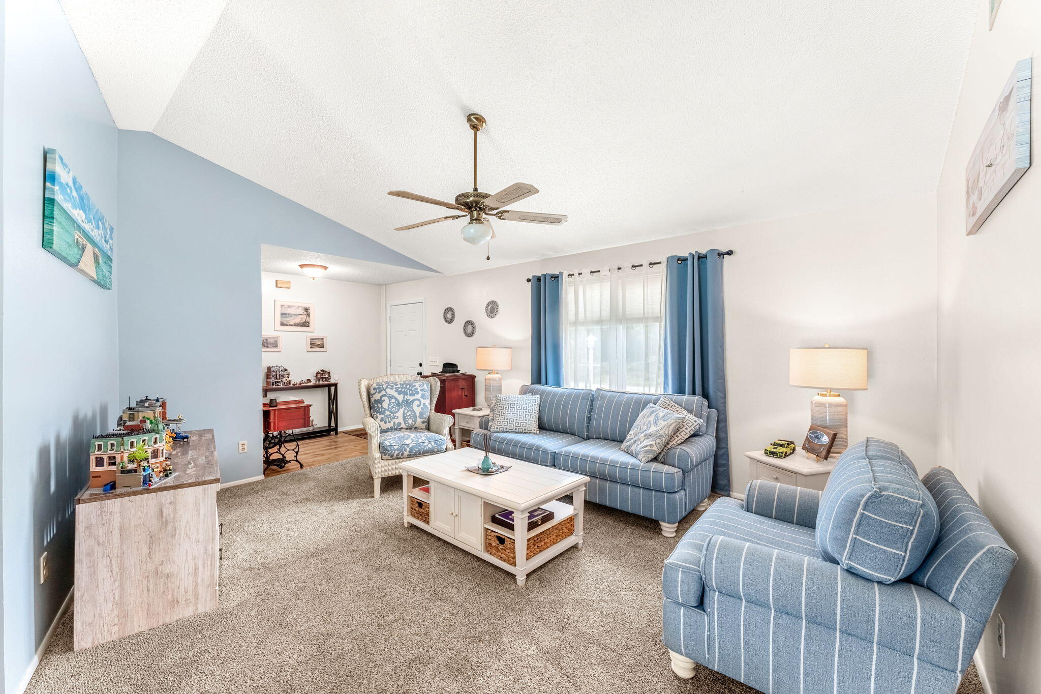 949 Custer Street NW