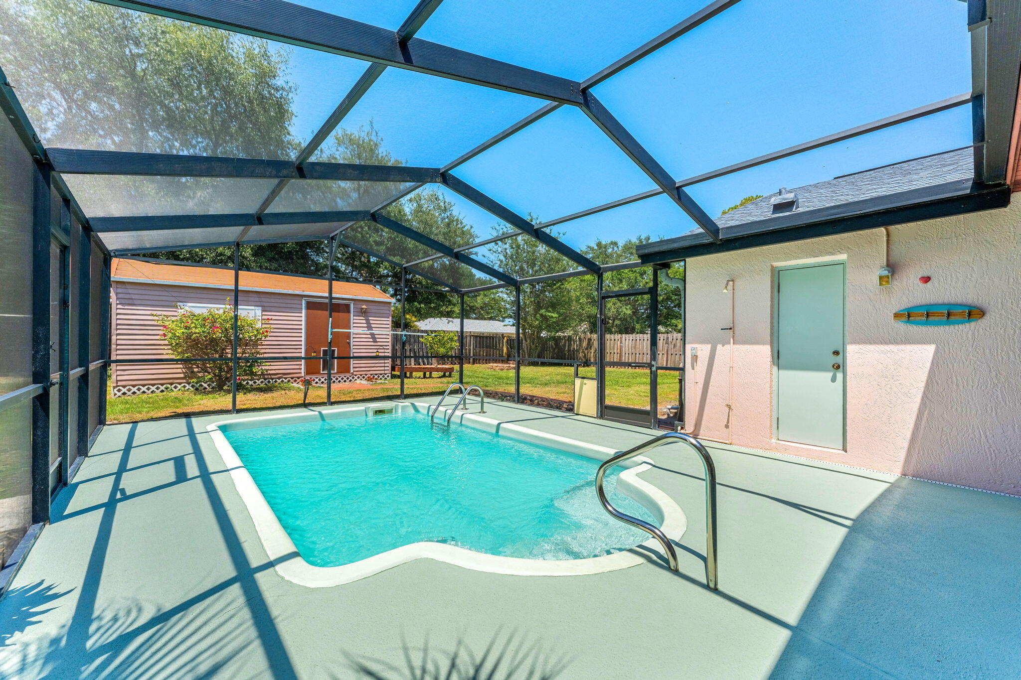 949 Custer Street NW