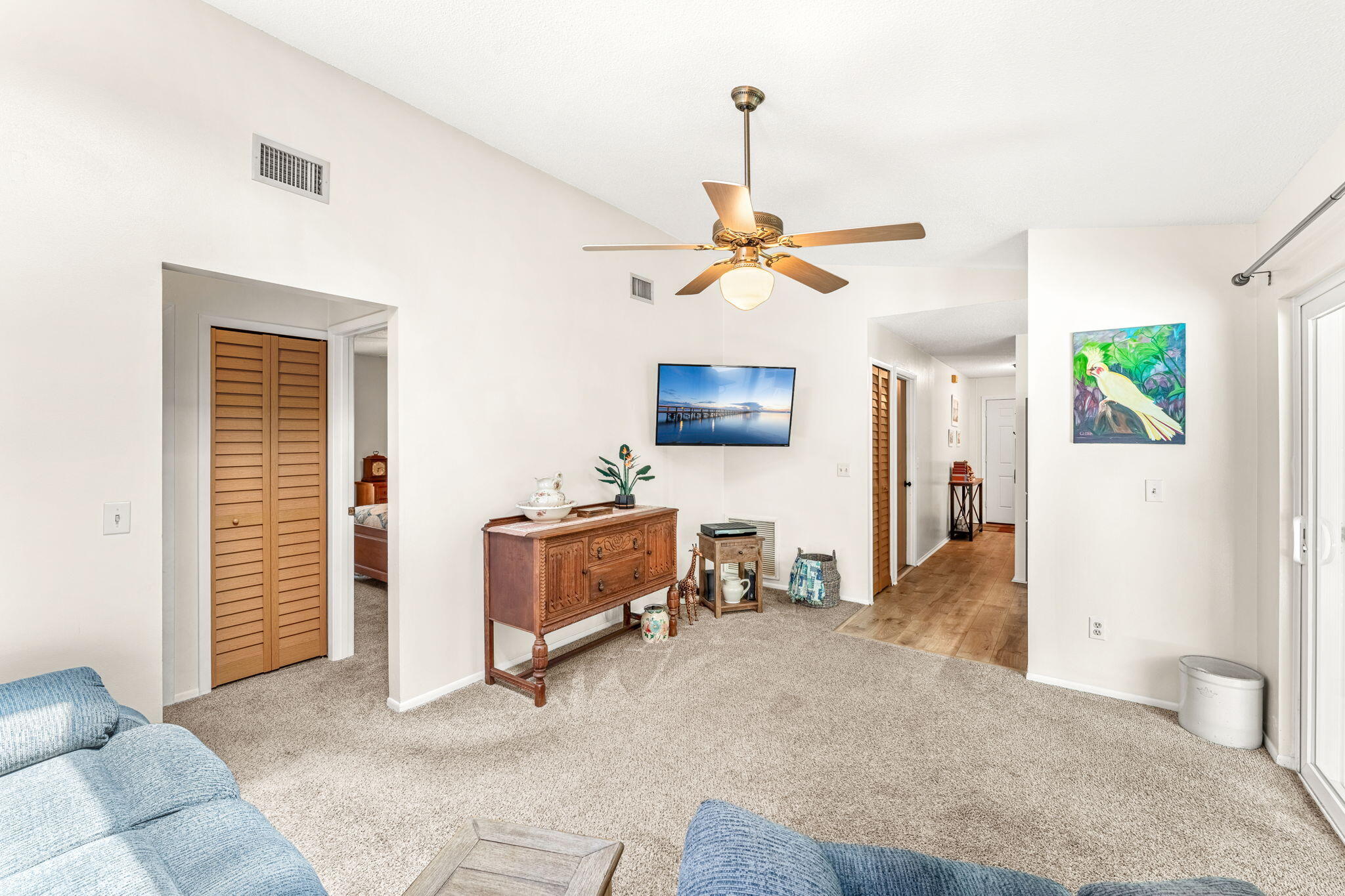 949 Custer Street NW