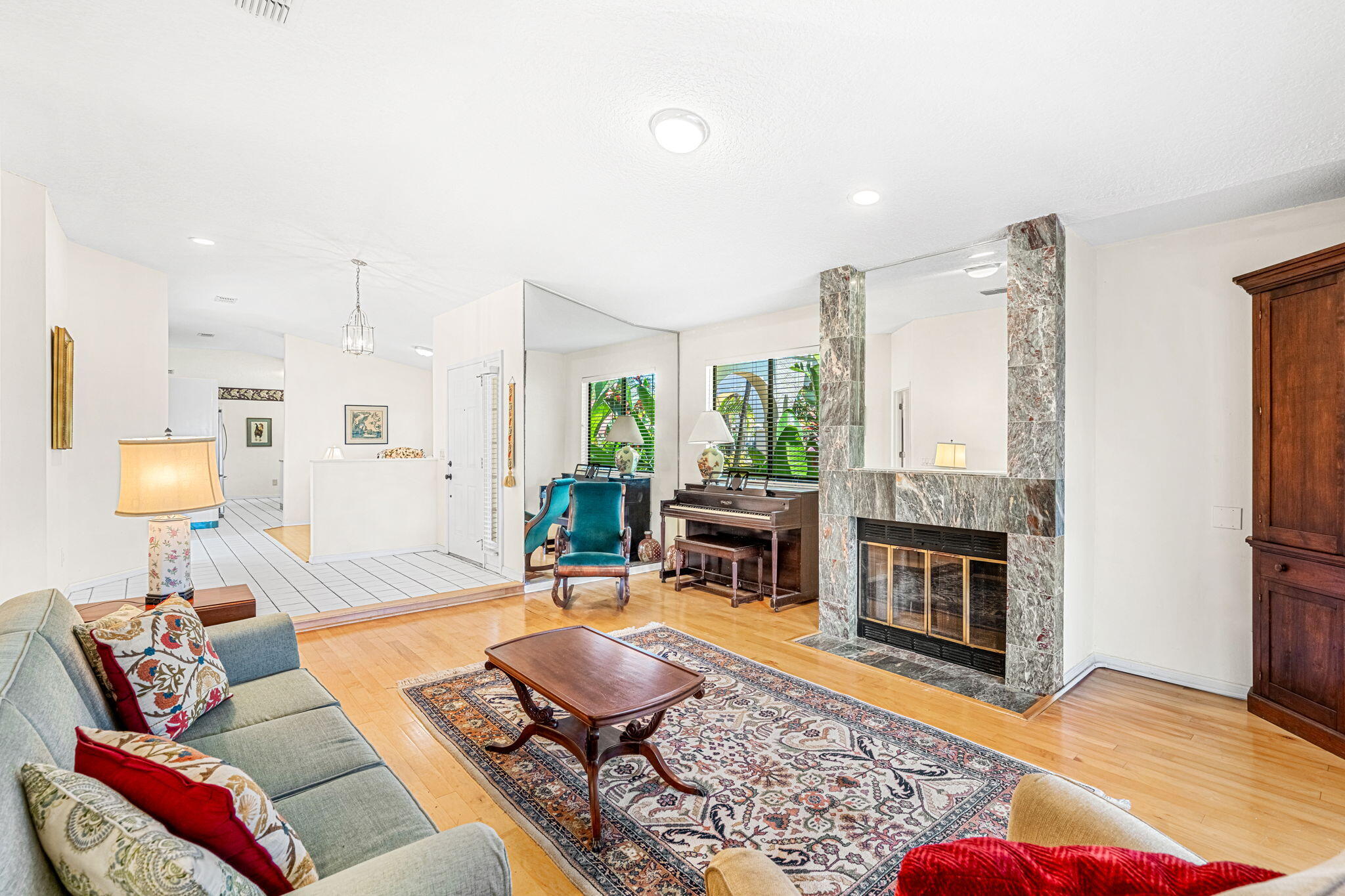 709 Parkside Place, 709