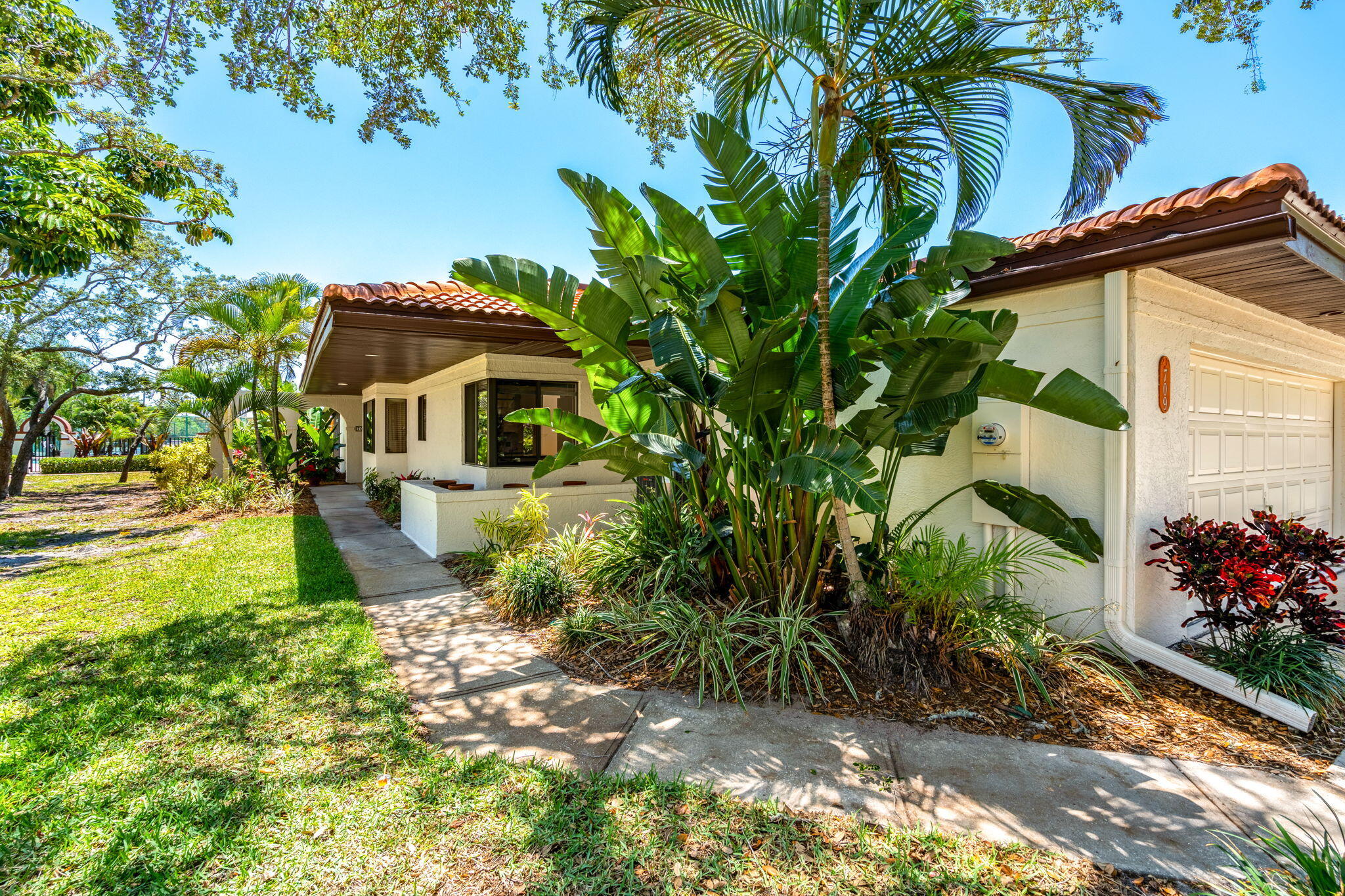 709 Parkside Place, 709