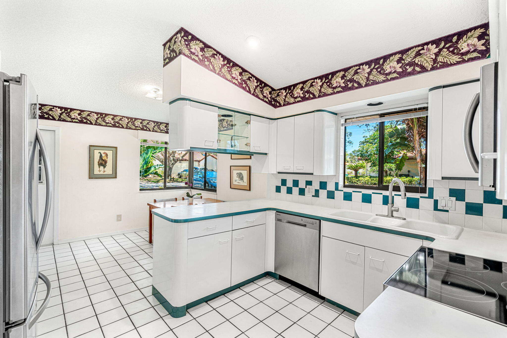 709 Parkside Place, 709