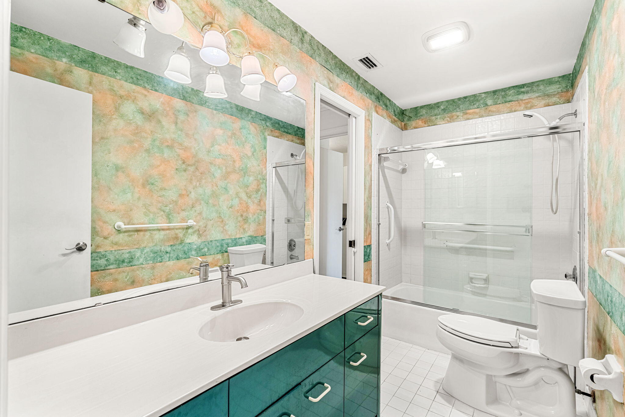 709 Parkside Place, 709