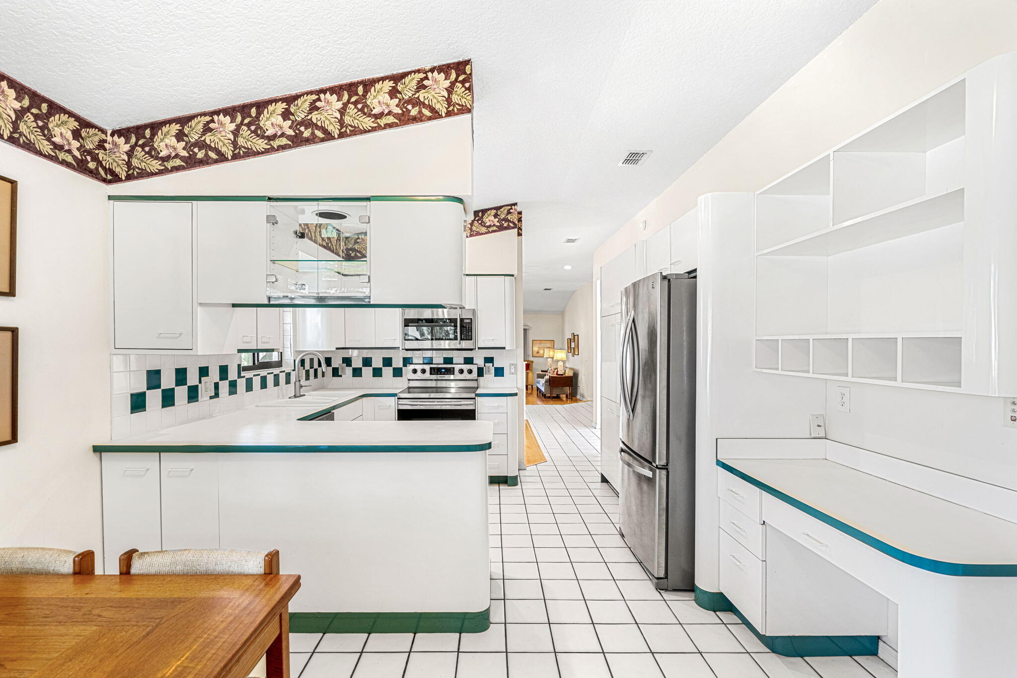 709 Parkside Place, 709