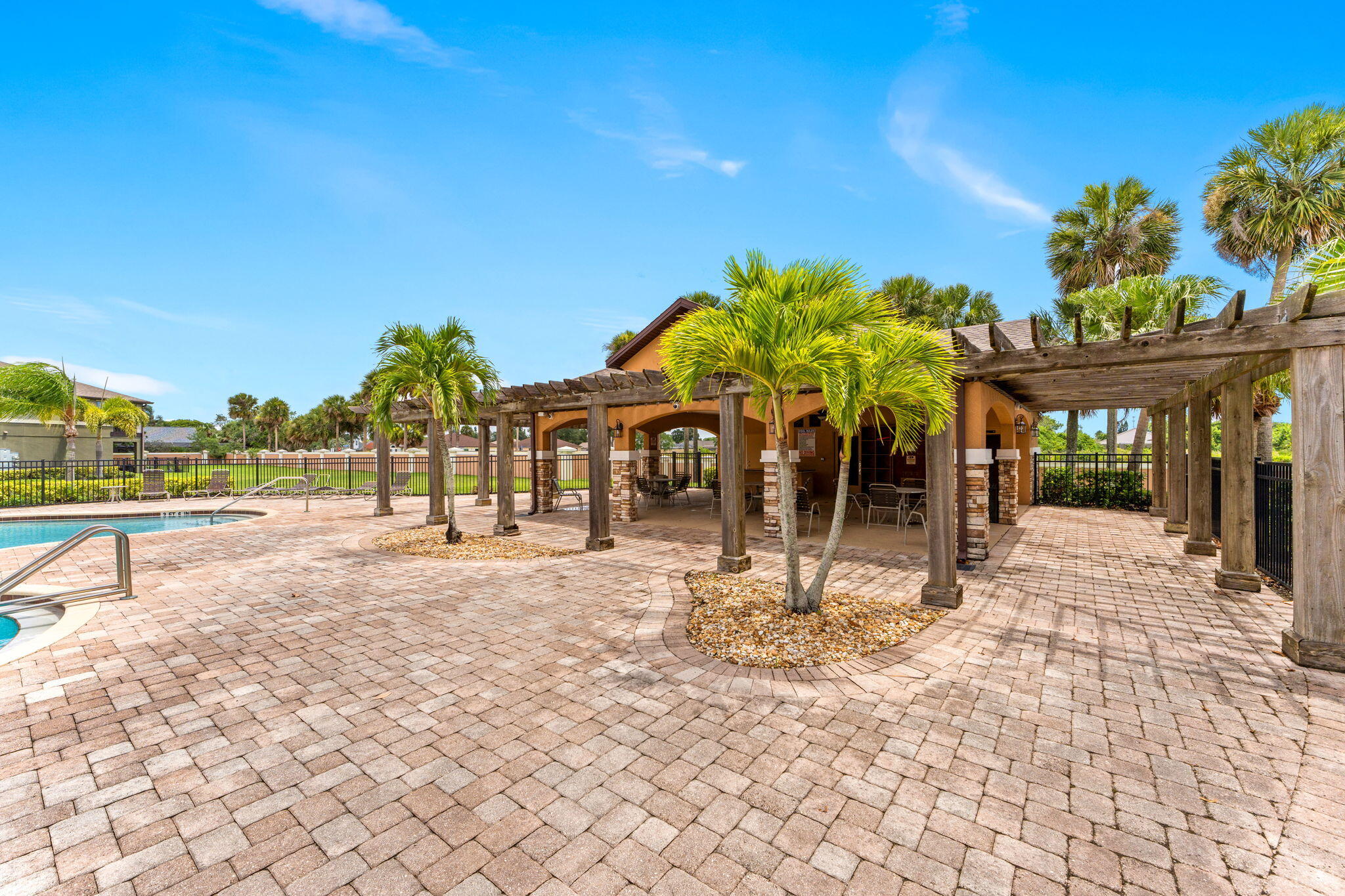 1365 Lara Circle, 105