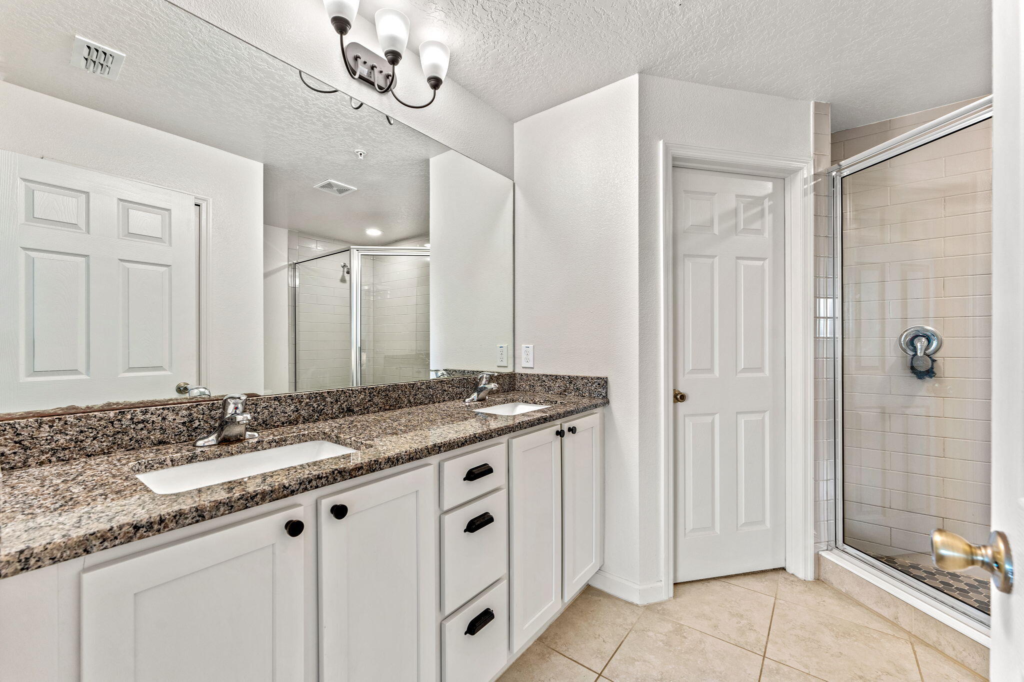 1365 Lara Circle, 105