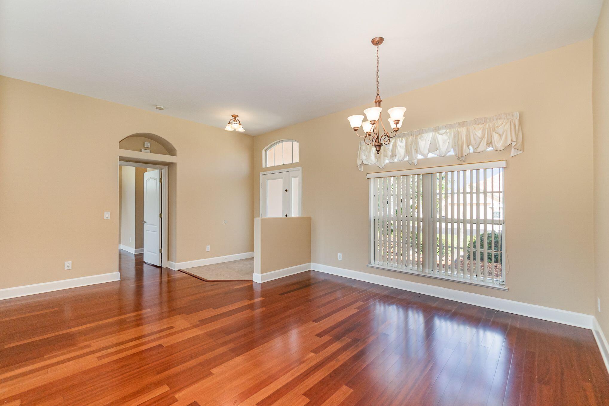 611 Oceanside Boulevard