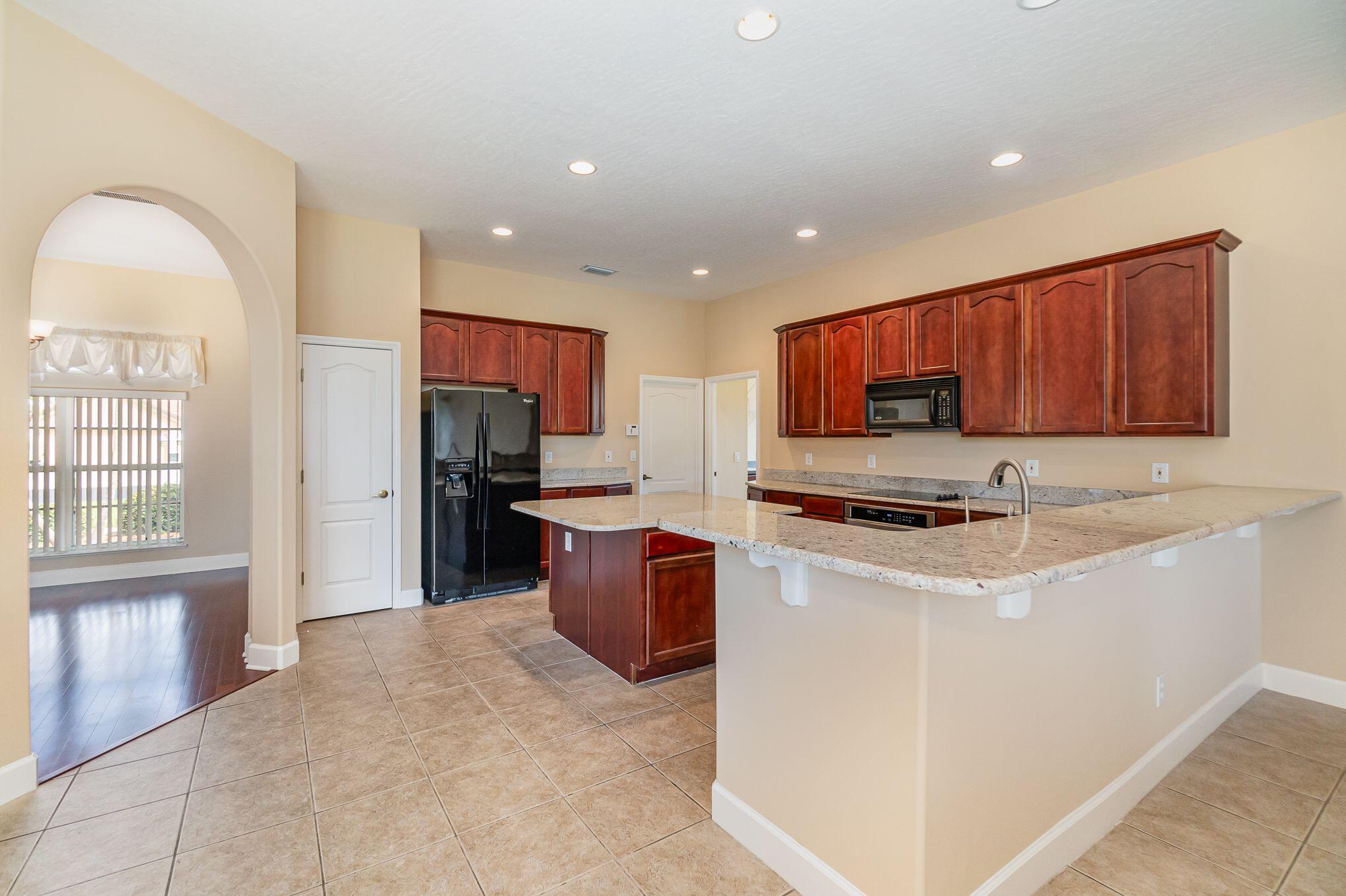 611 Oceanside Boulevard