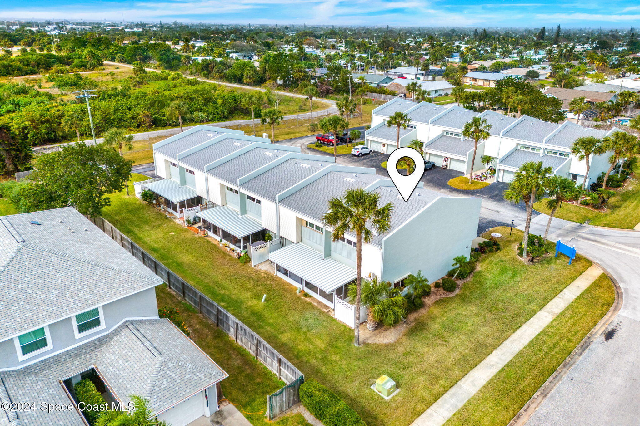 810 Poinsetta Drive, 7