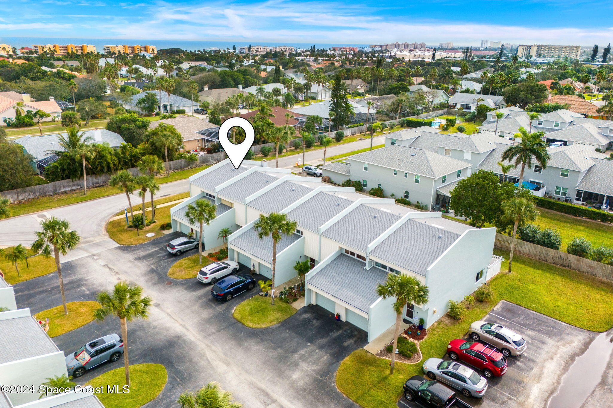 810 Poinsetta Drive, 7