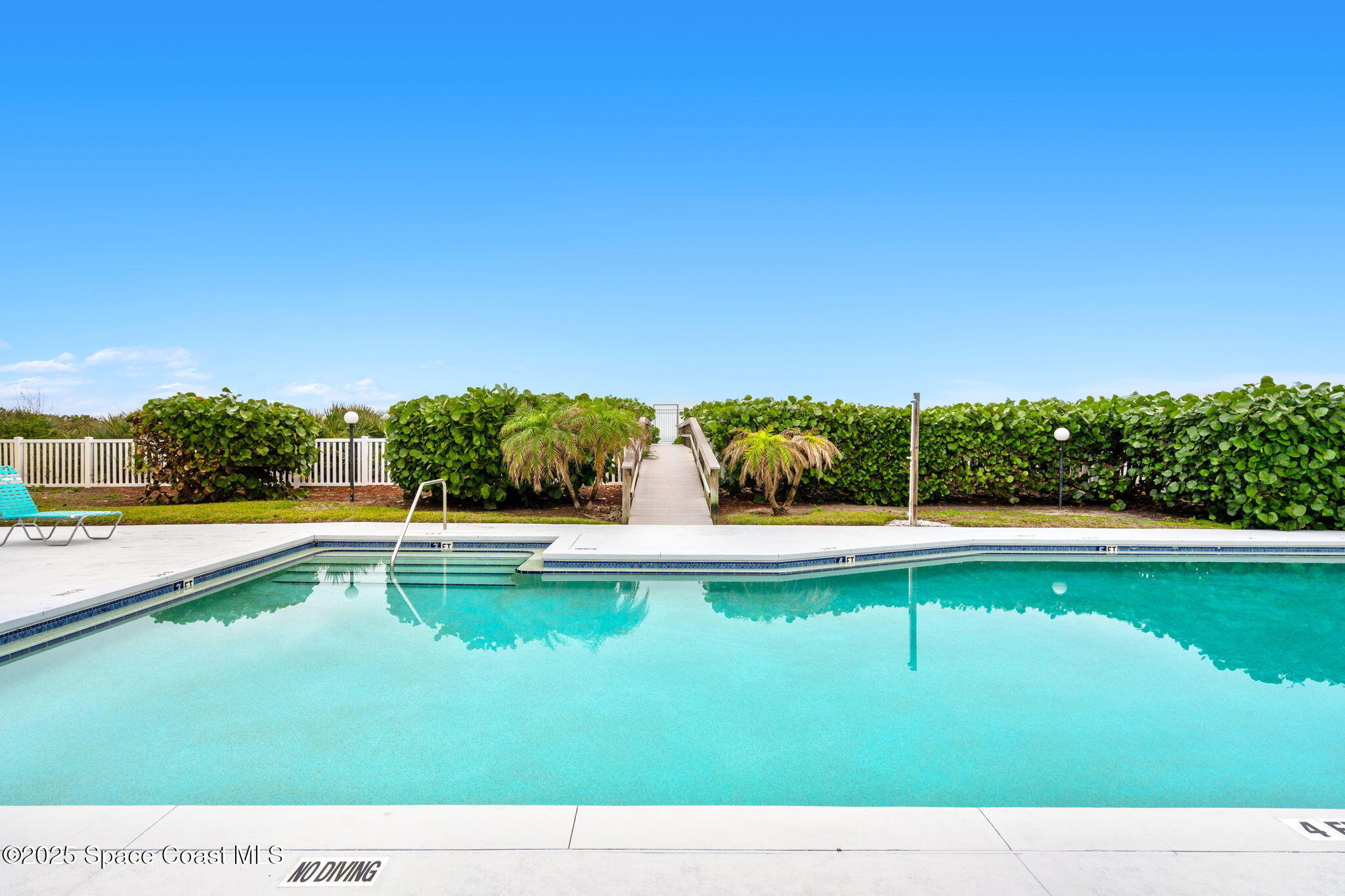 297 Highway A1a, 512