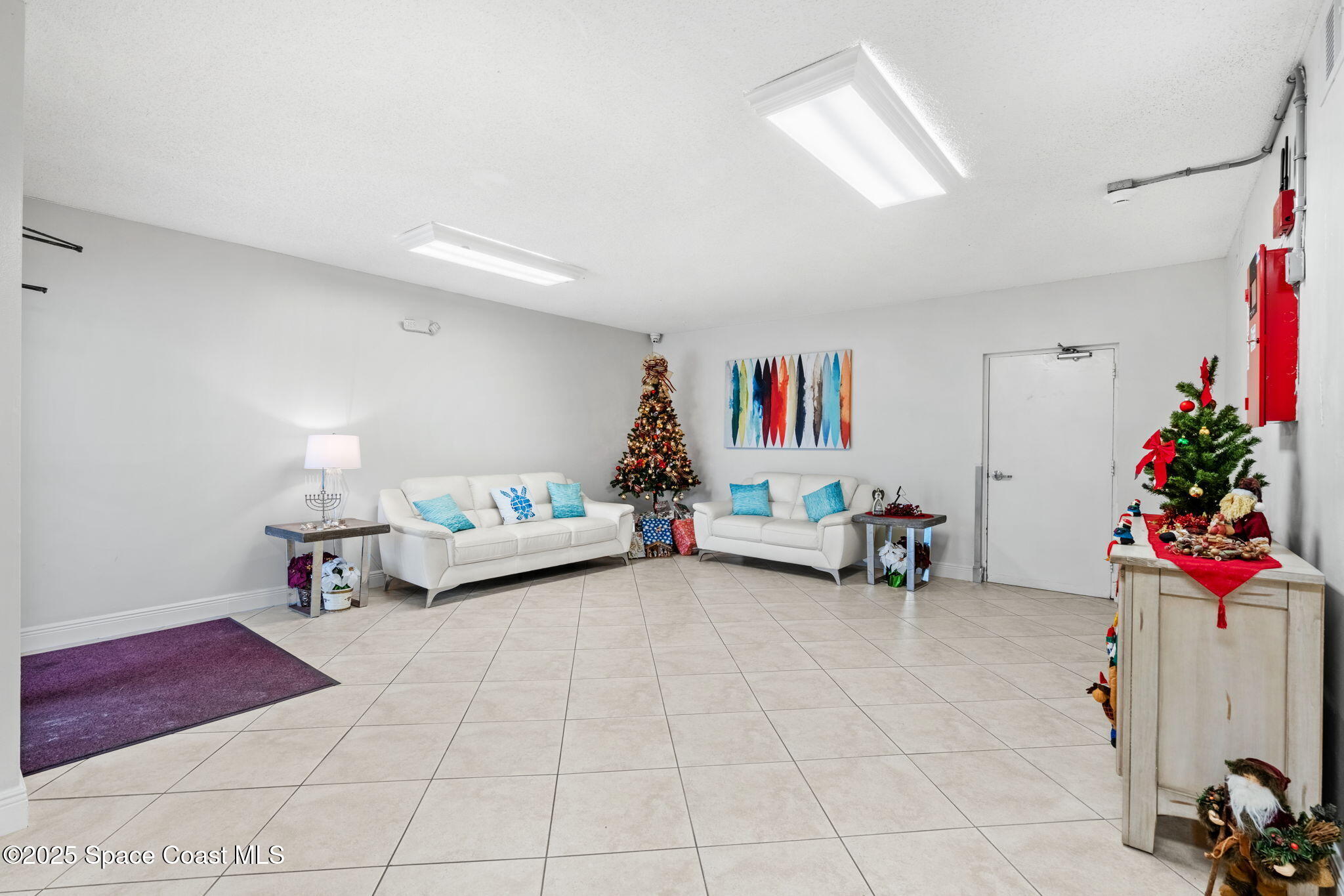 297 Highway A1a, 512