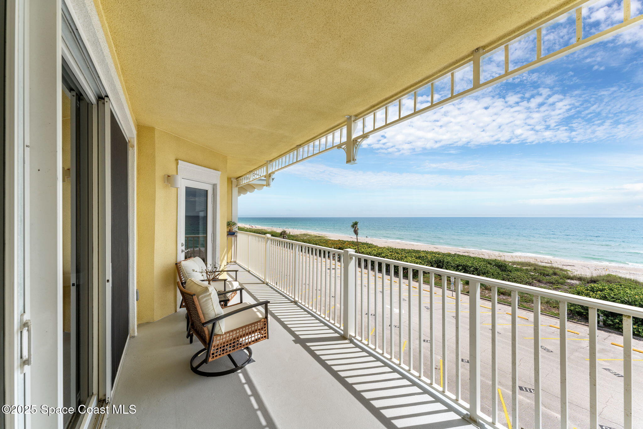 505 S Miramar Avenue, 2403