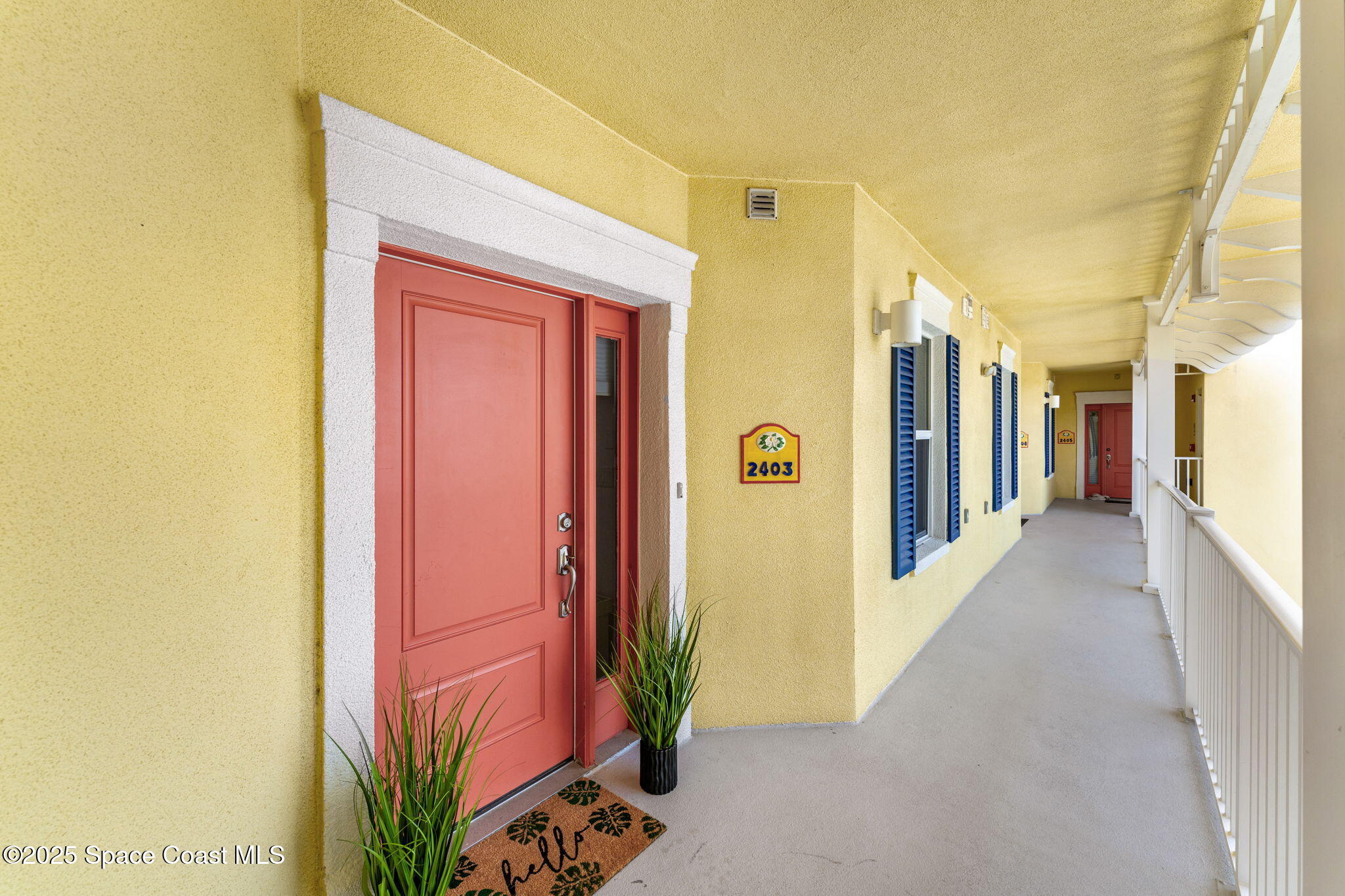 505 S Miramar Avenue, 2403