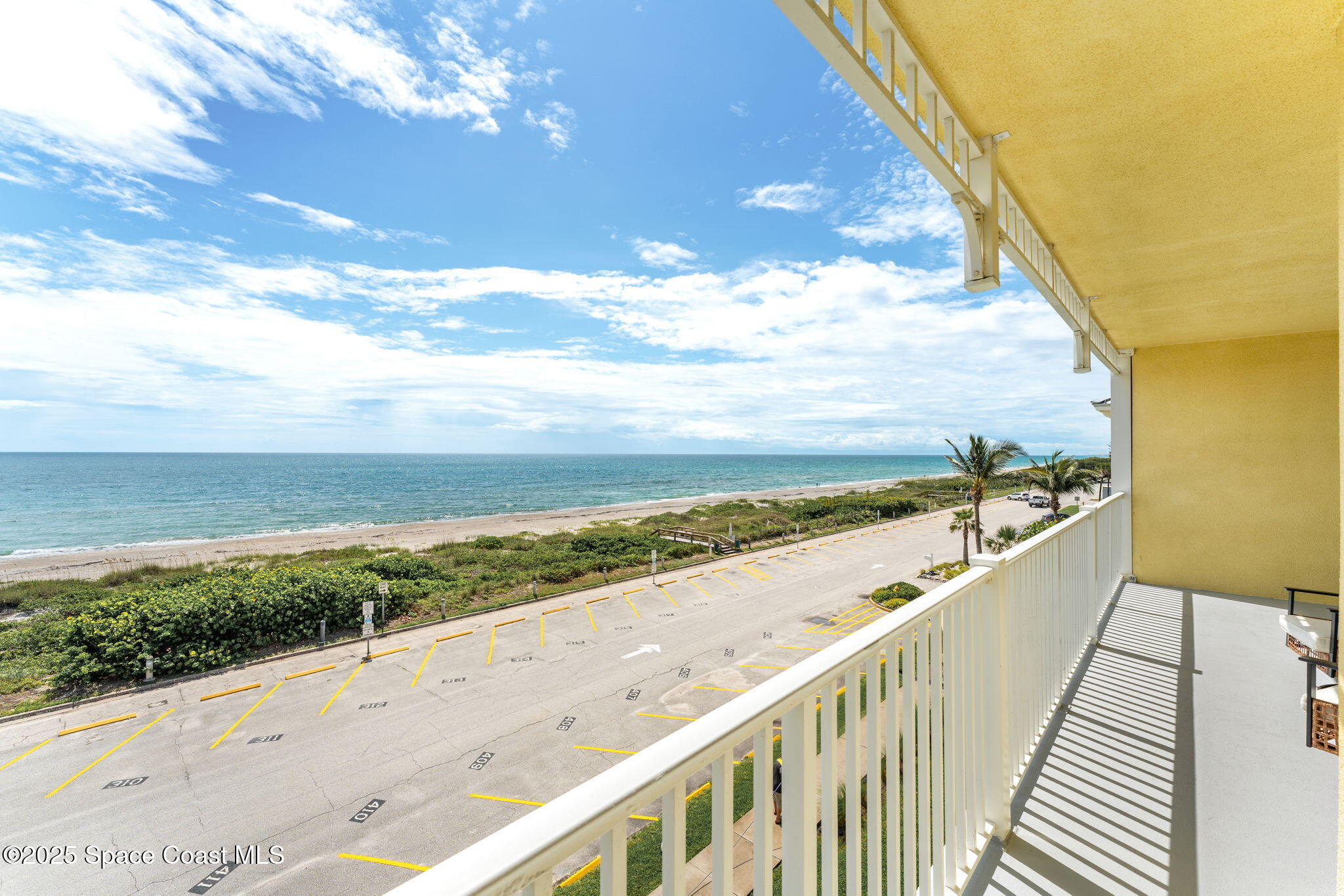 505 S Miramar Avenue, 2403