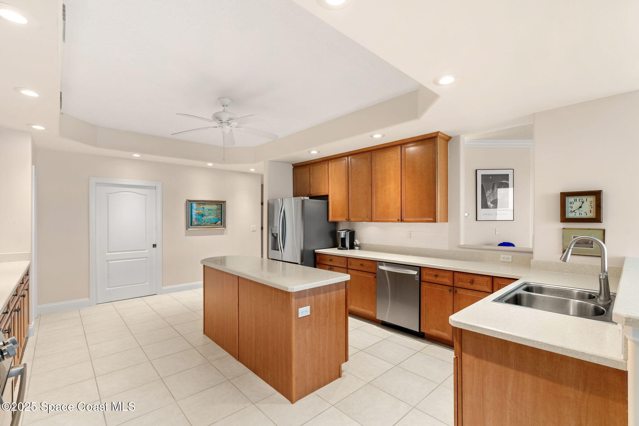 4955 Dixie Highway NE, 201