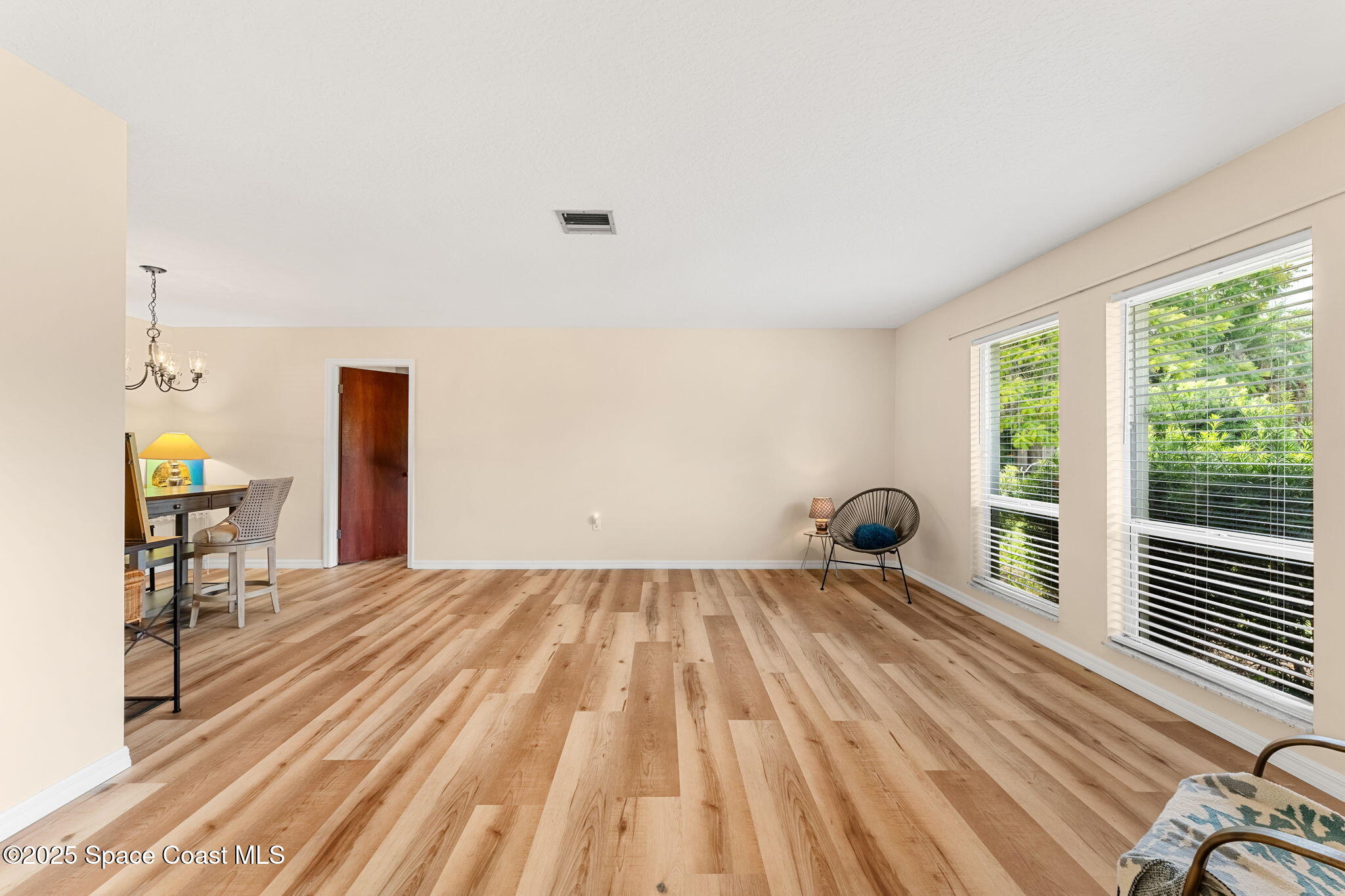 215 Cartier Avenue