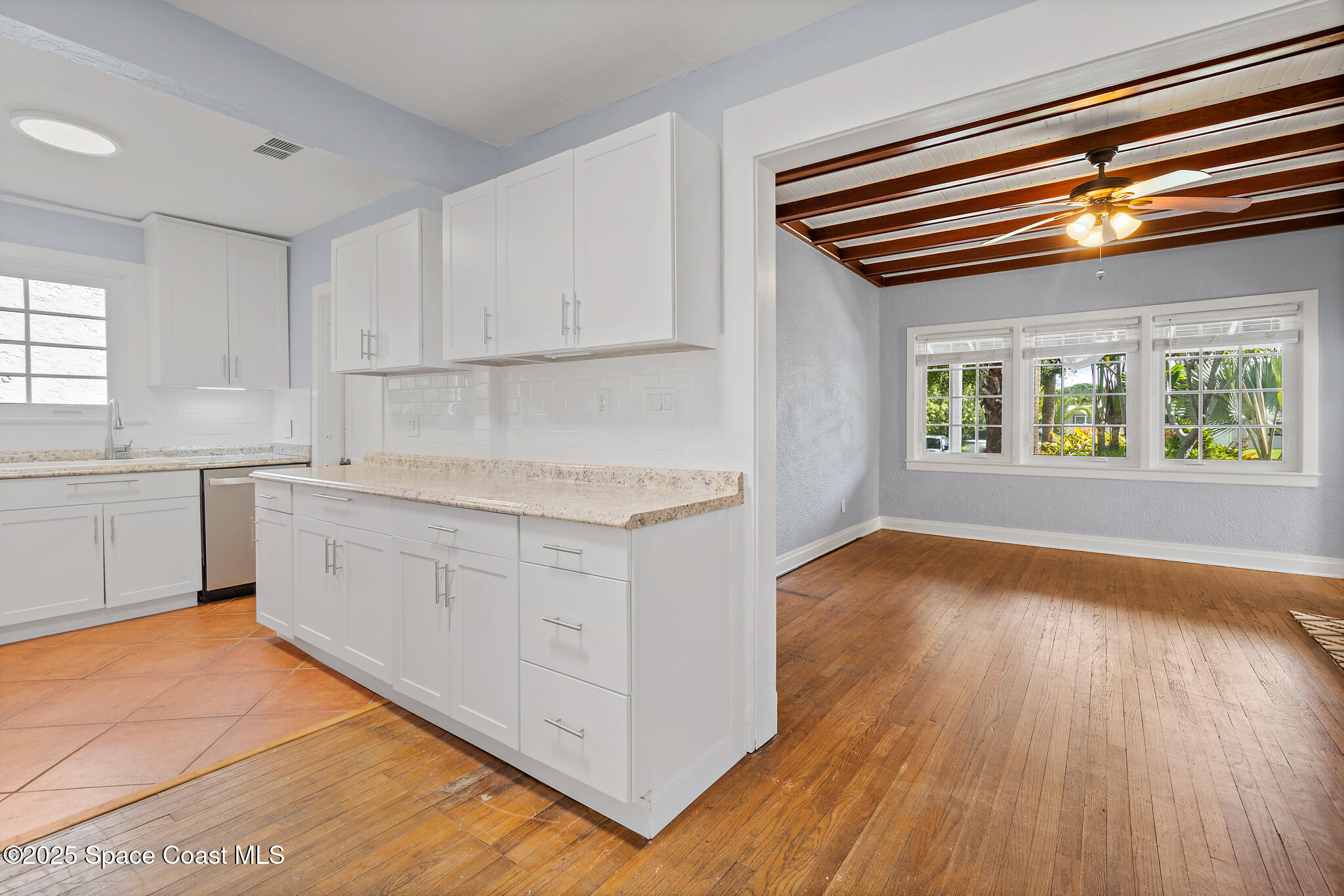 2208 Country Club Road, Melbourne