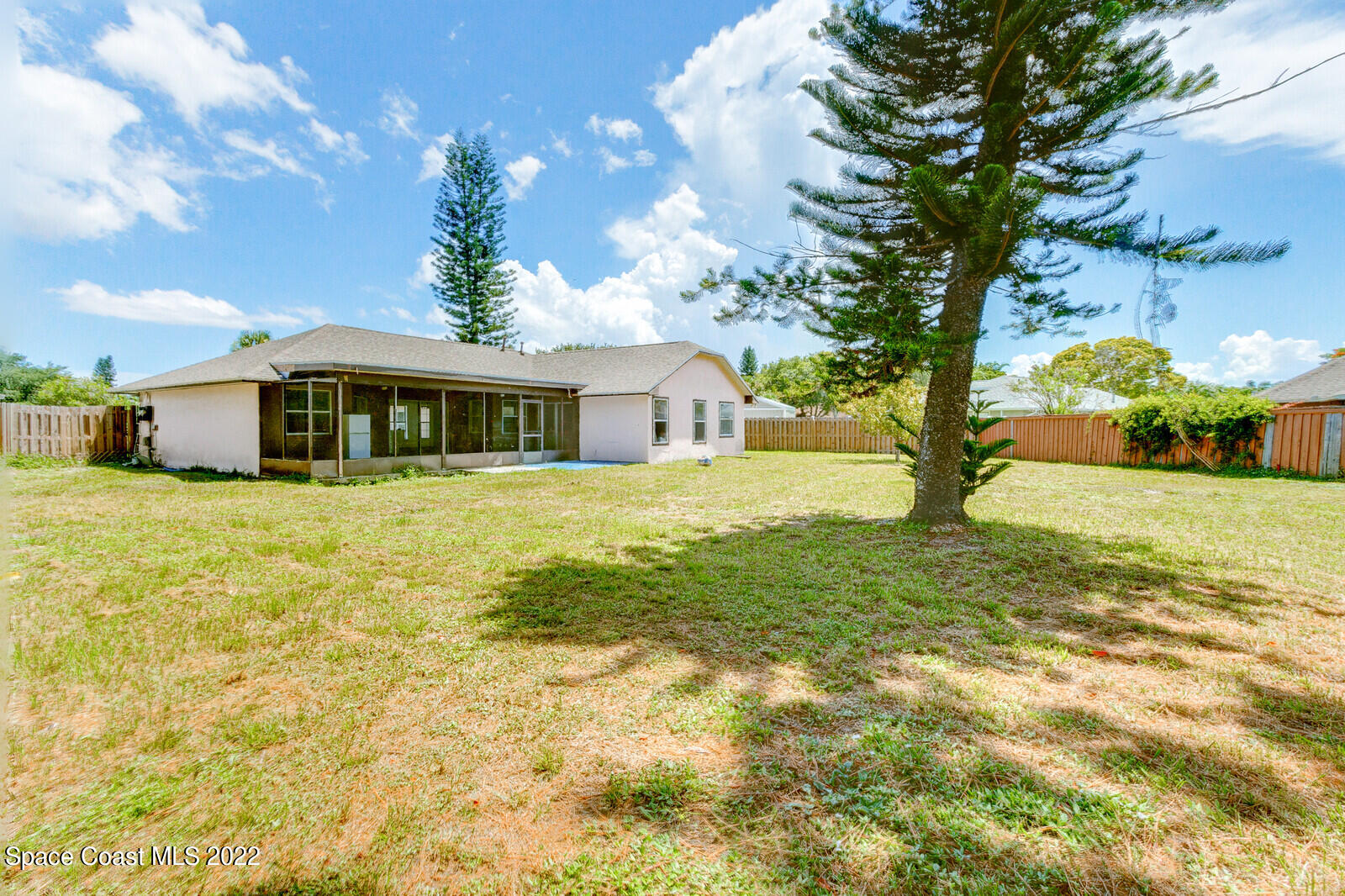 714 John Carroll Lane