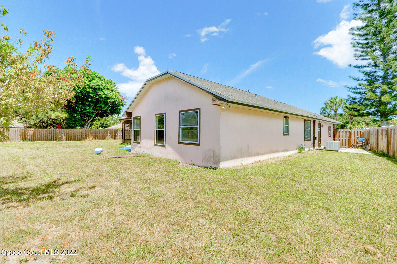 714 John Carroll Lane