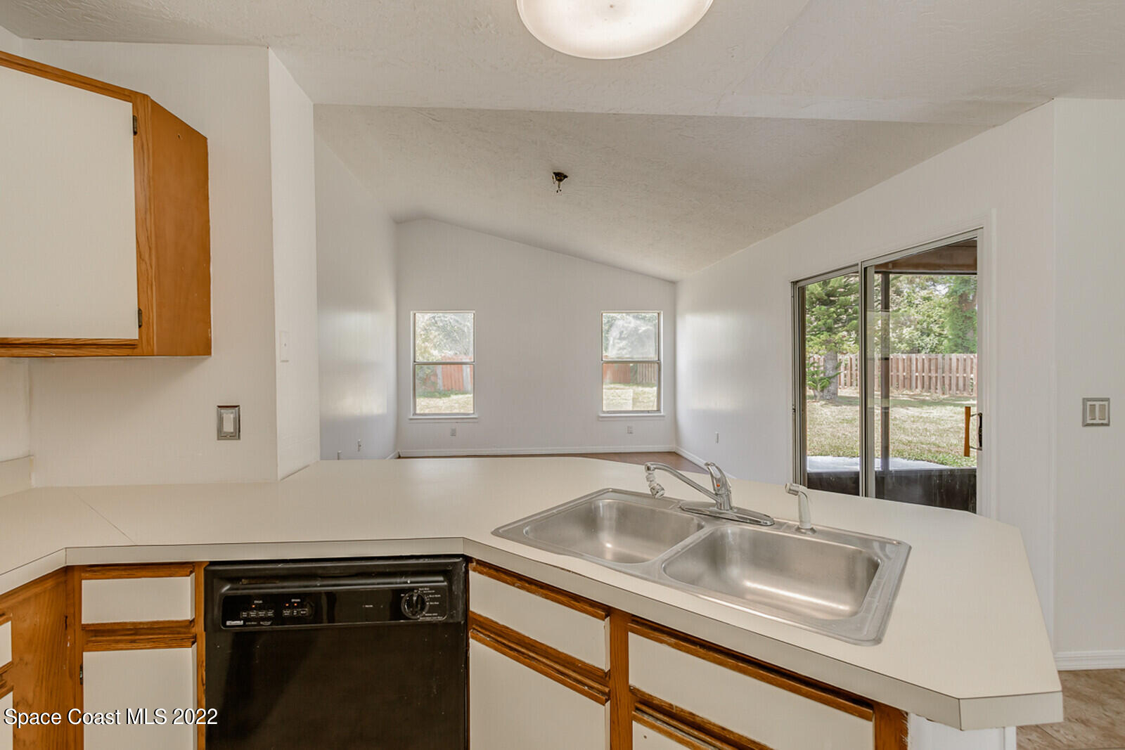 714 John Carroll Lane