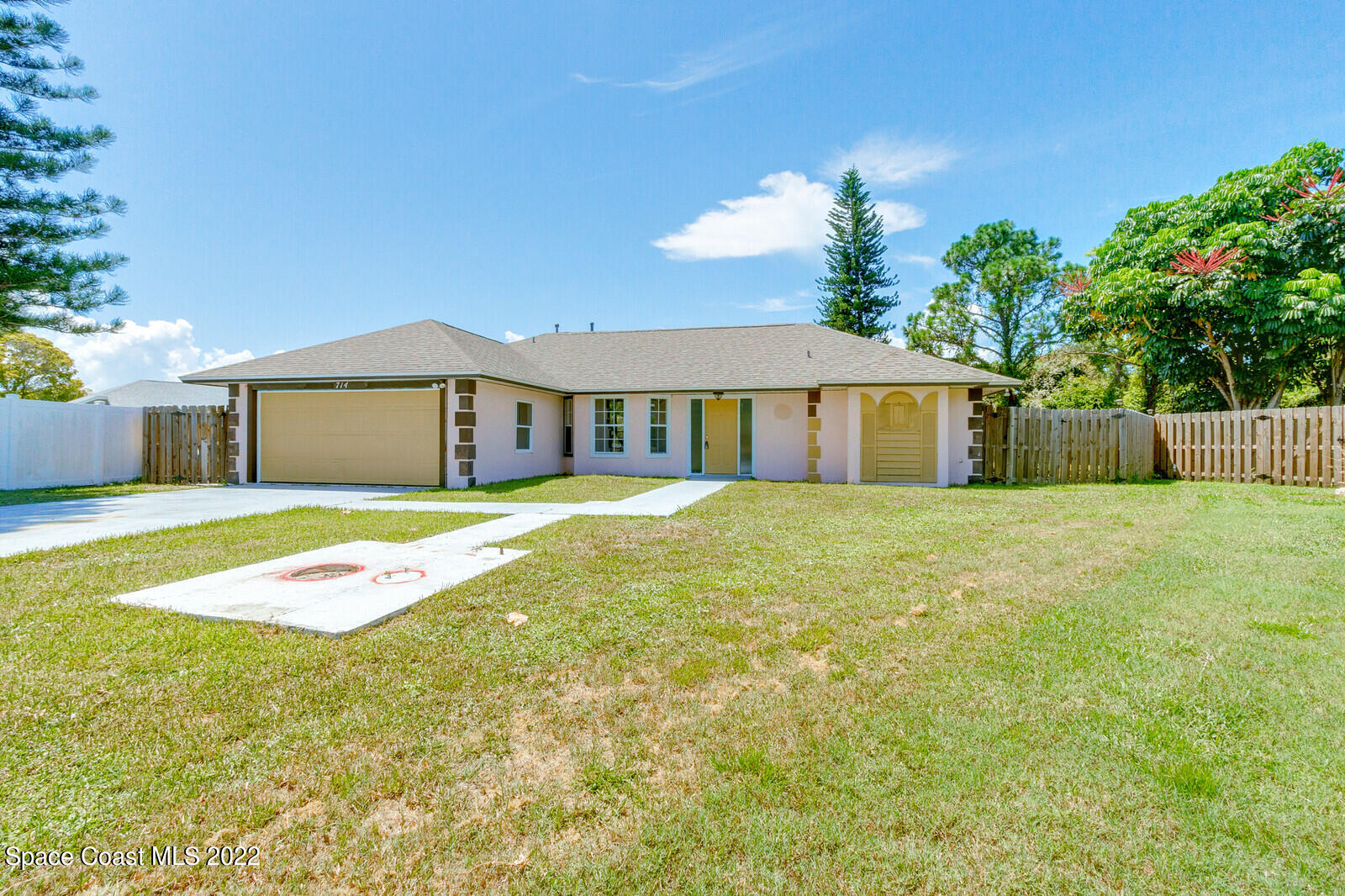 714 John Carroll Lane