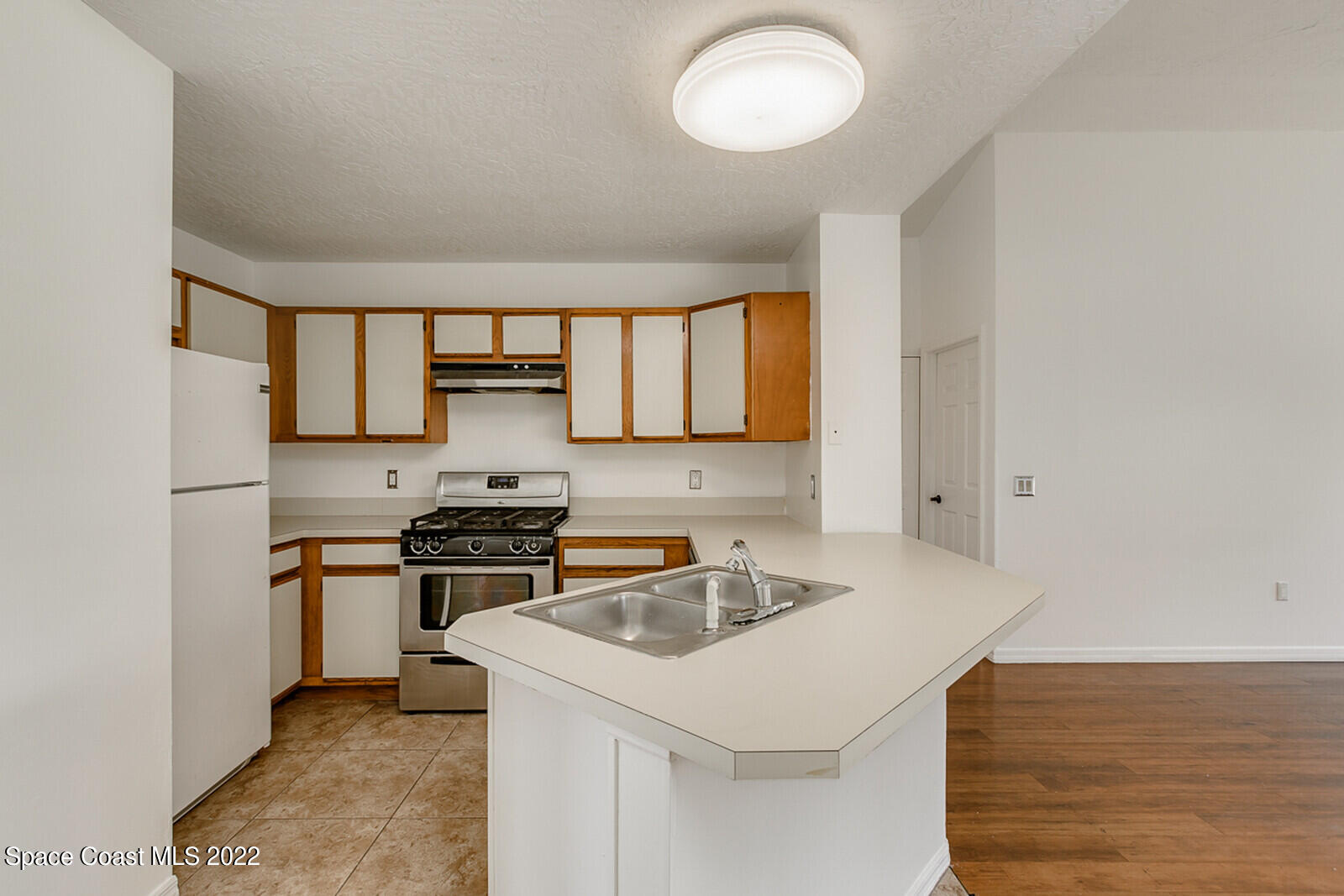 714 John Carroll Lane