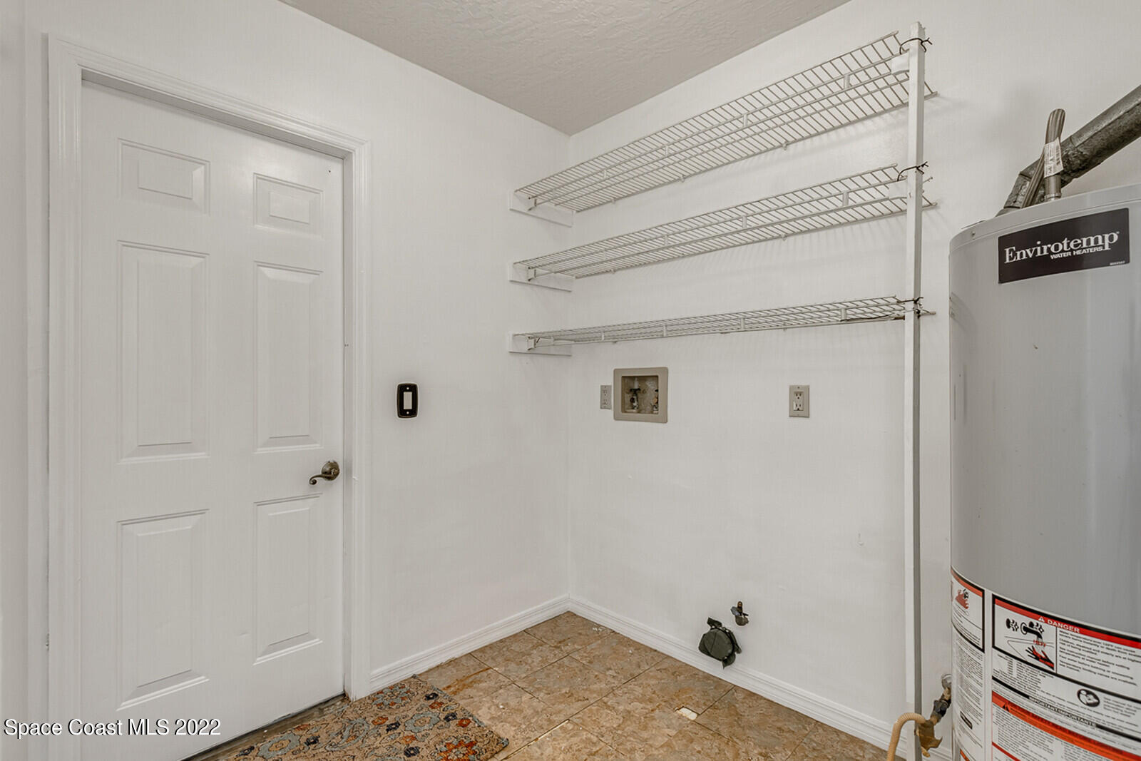 714 John Carroll Lane