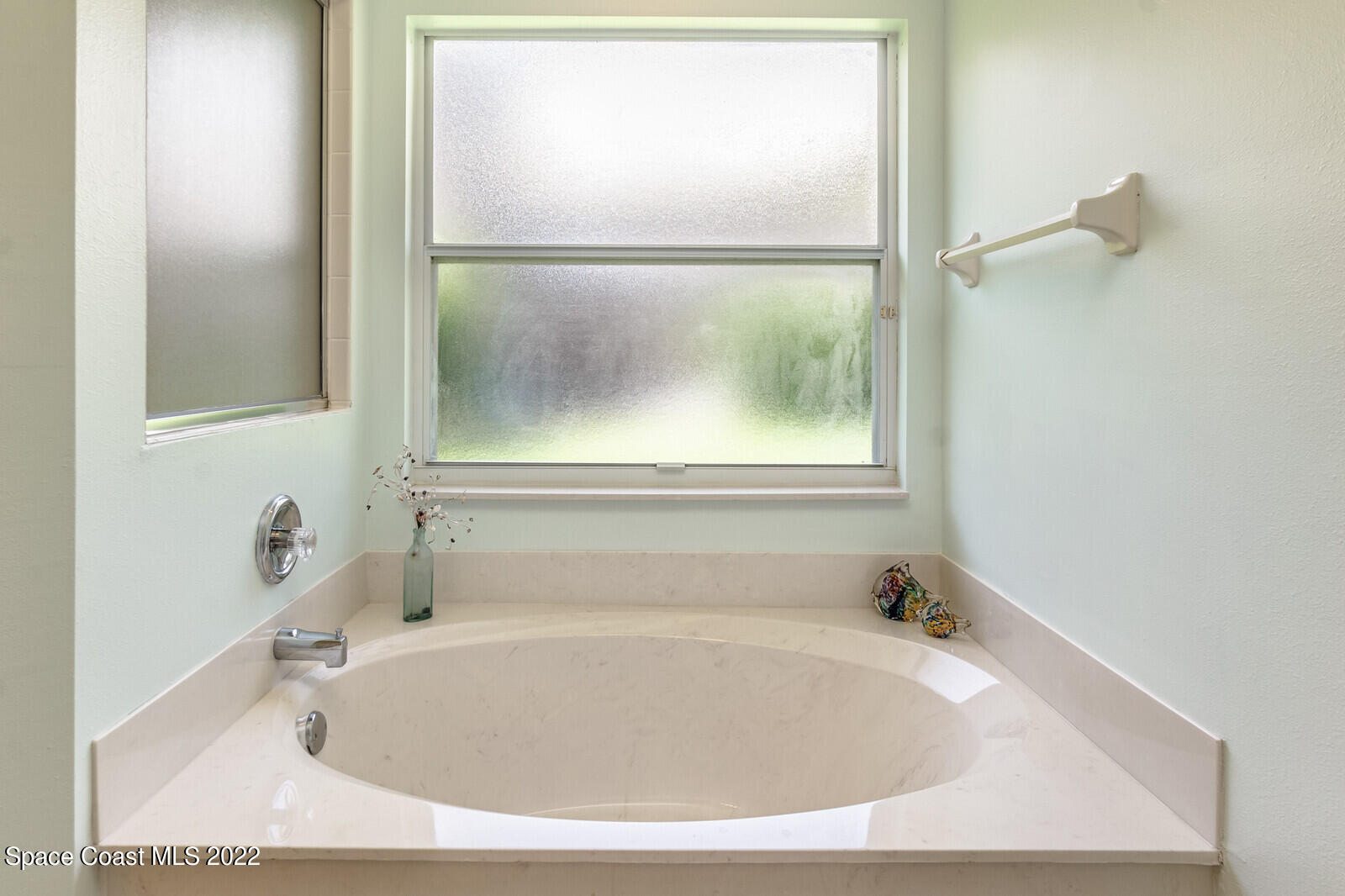 2732 Englewood Drive