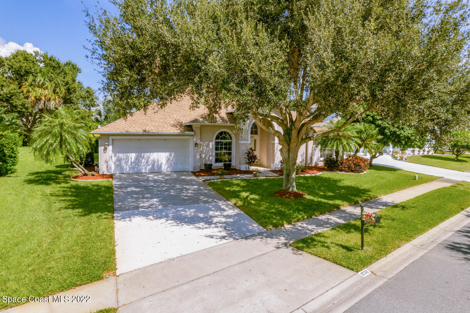 2732 Englewood Drive