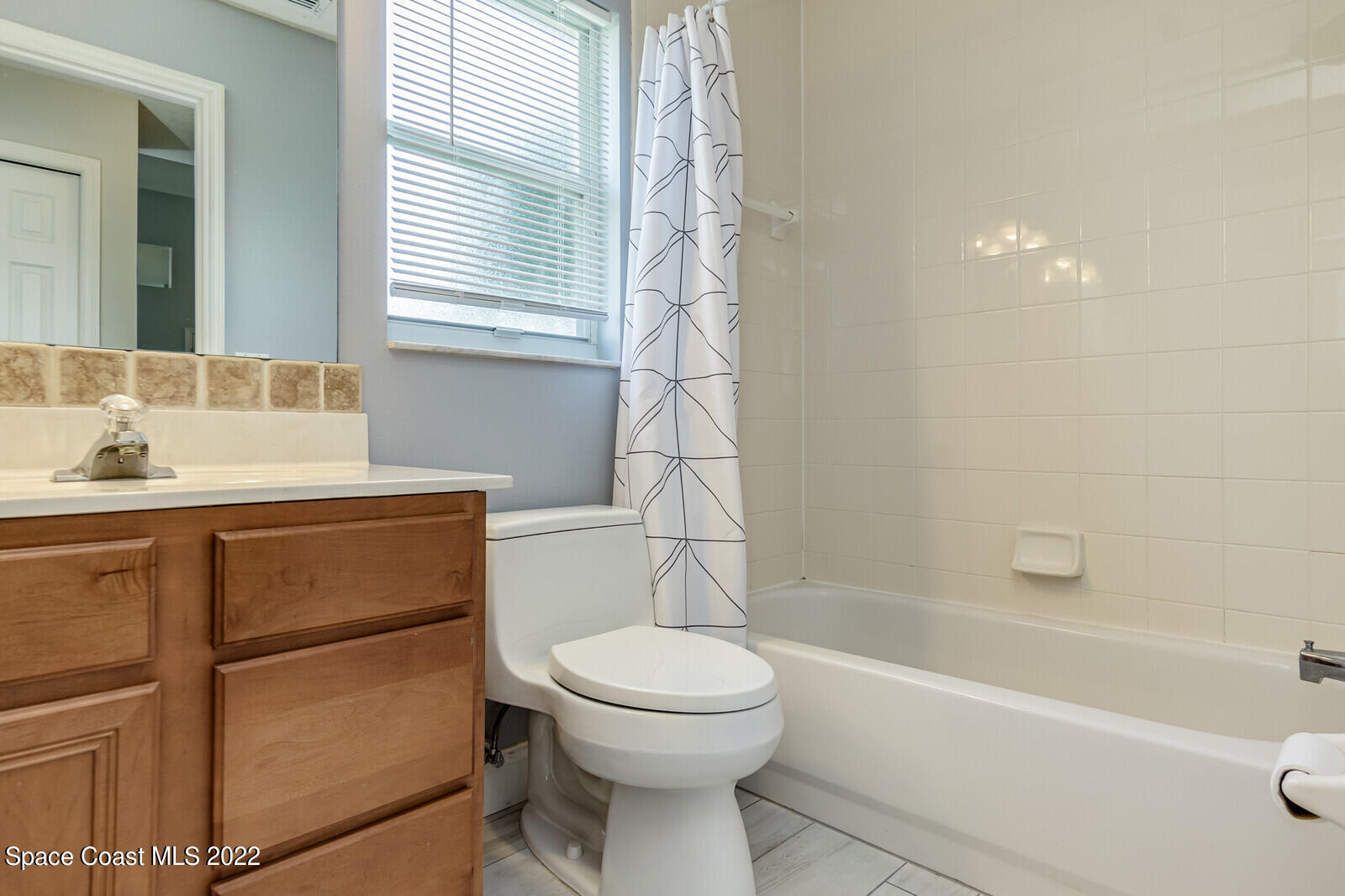 2732 Englewood Drive