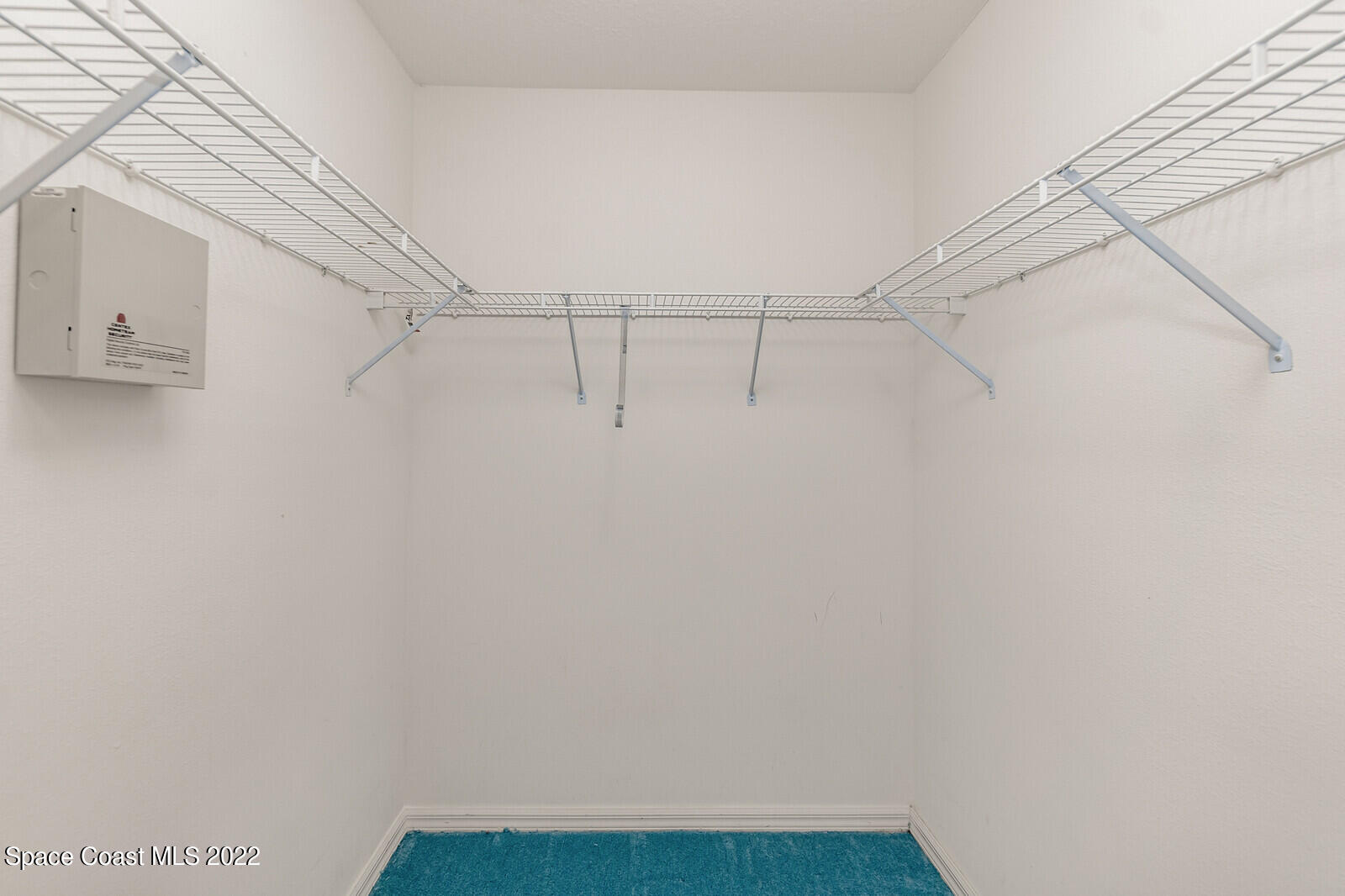 2732 Englewood Drive