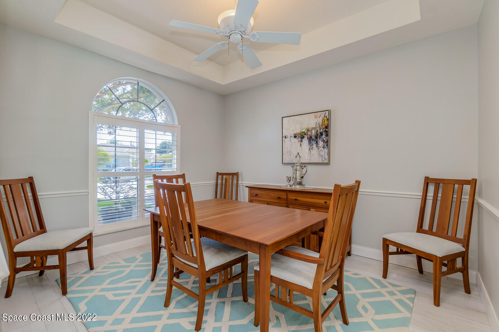 2732 Englewood Drive