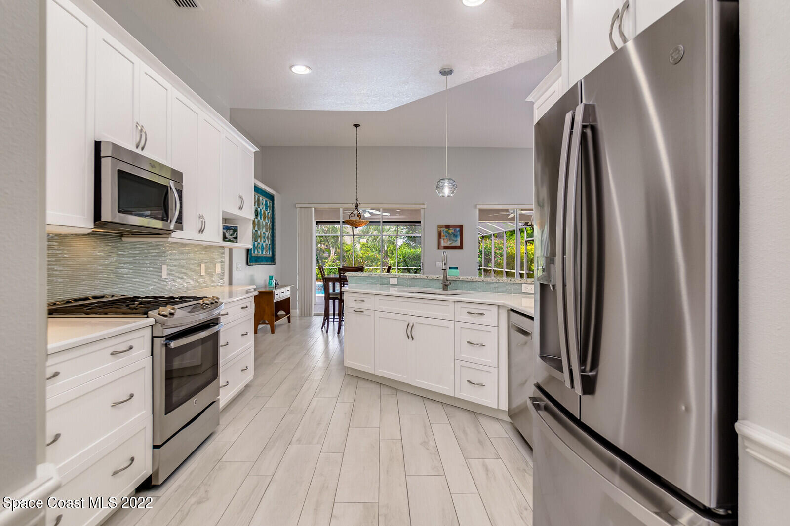 2732 Englewood Drive