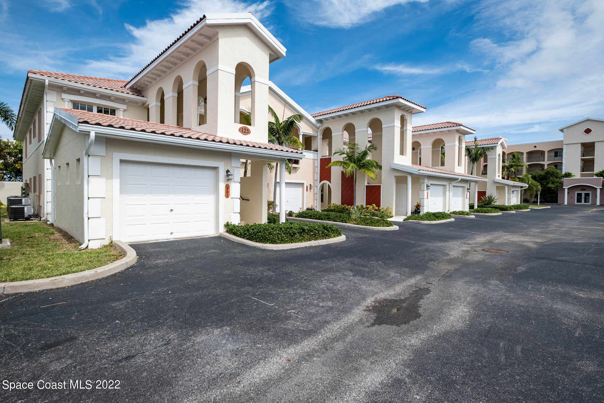 123 Lancha Circle, 101