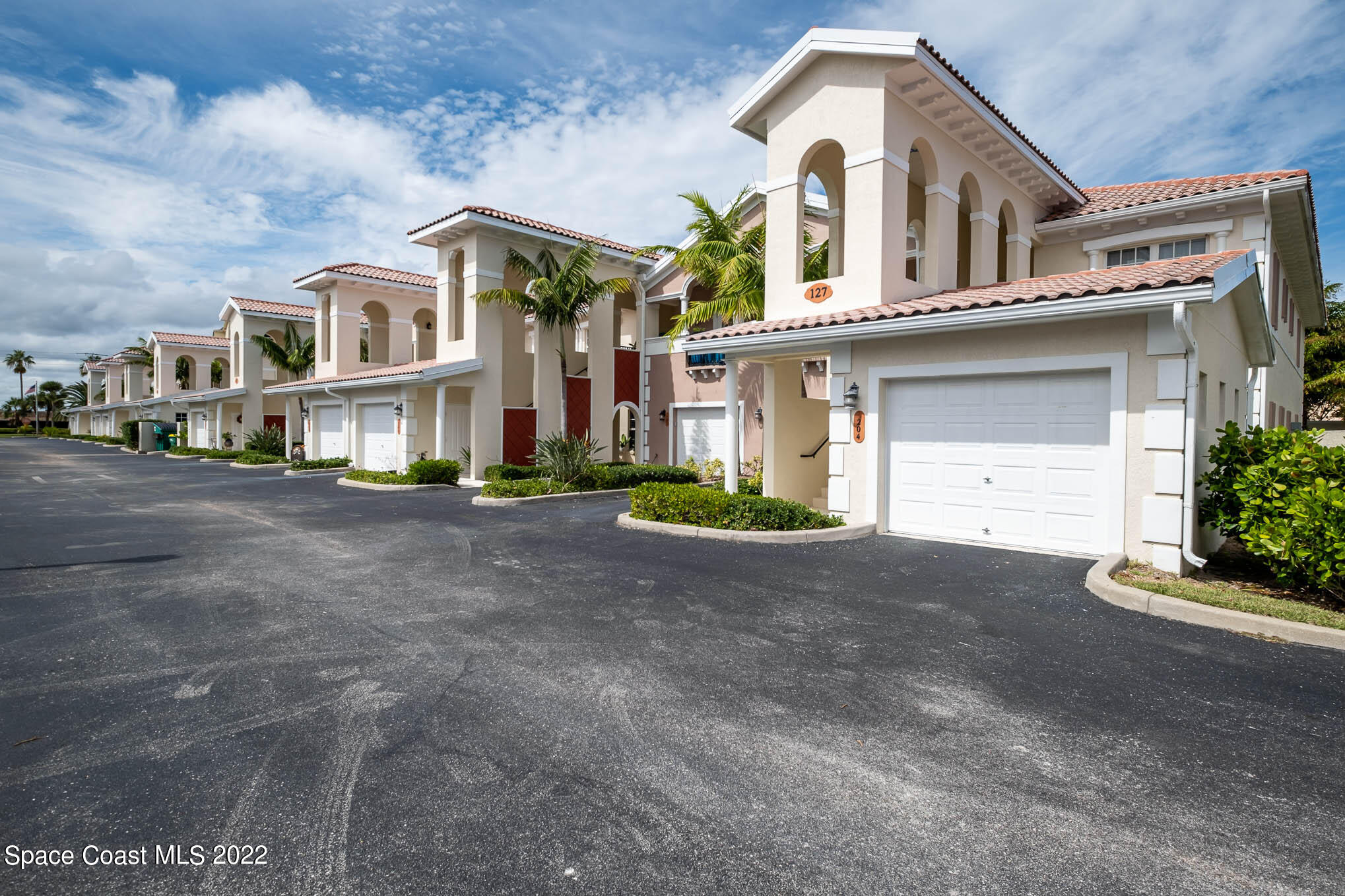 123 Lancha Circle, 101