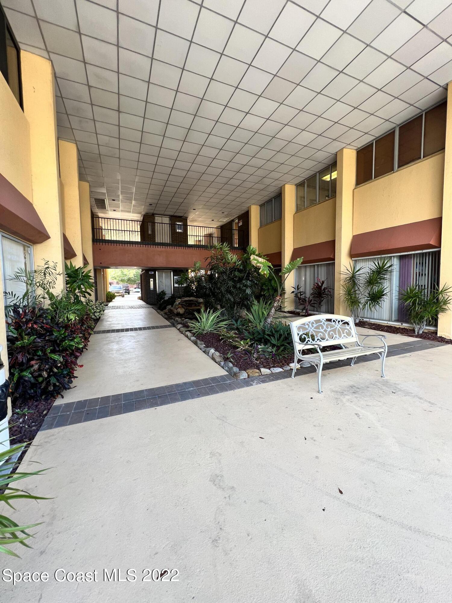 1395 N Courtenay Parkway, 210