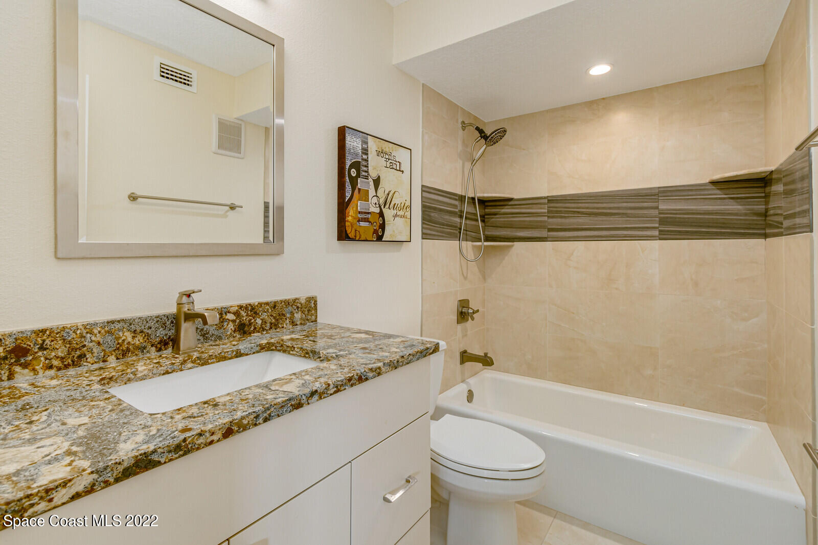 131 Highway A1a, 131