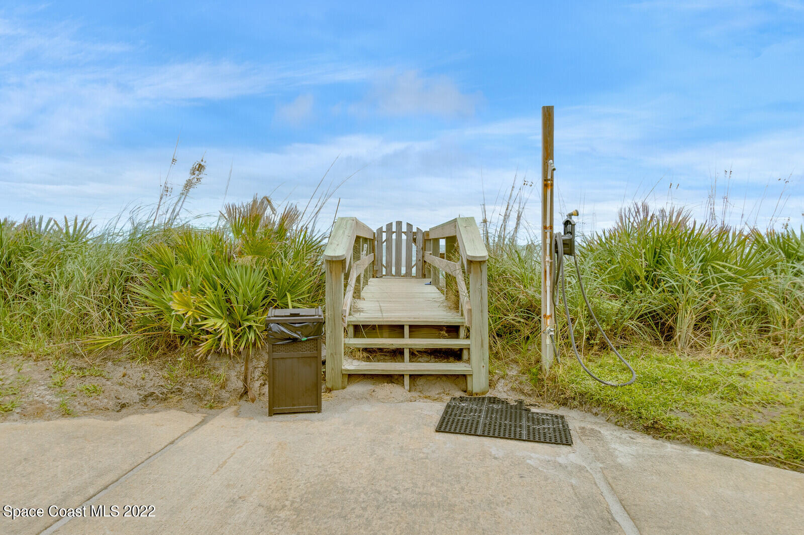 131 Highway A1a, 131