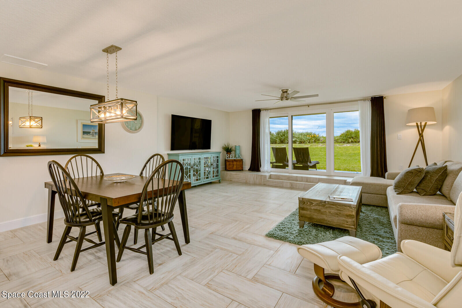 131 Highway A1a, 131