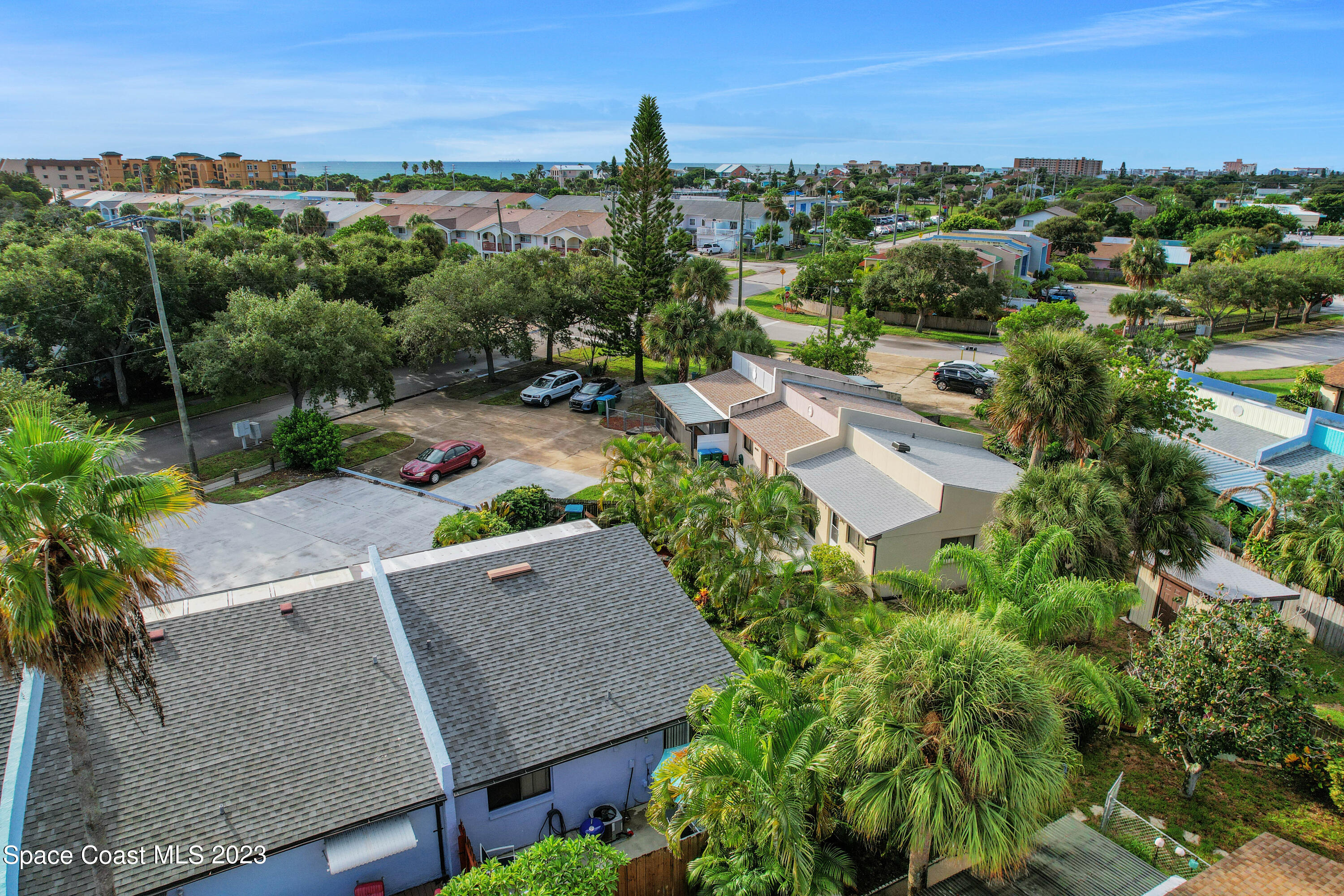 8543 Rosalind Avenue