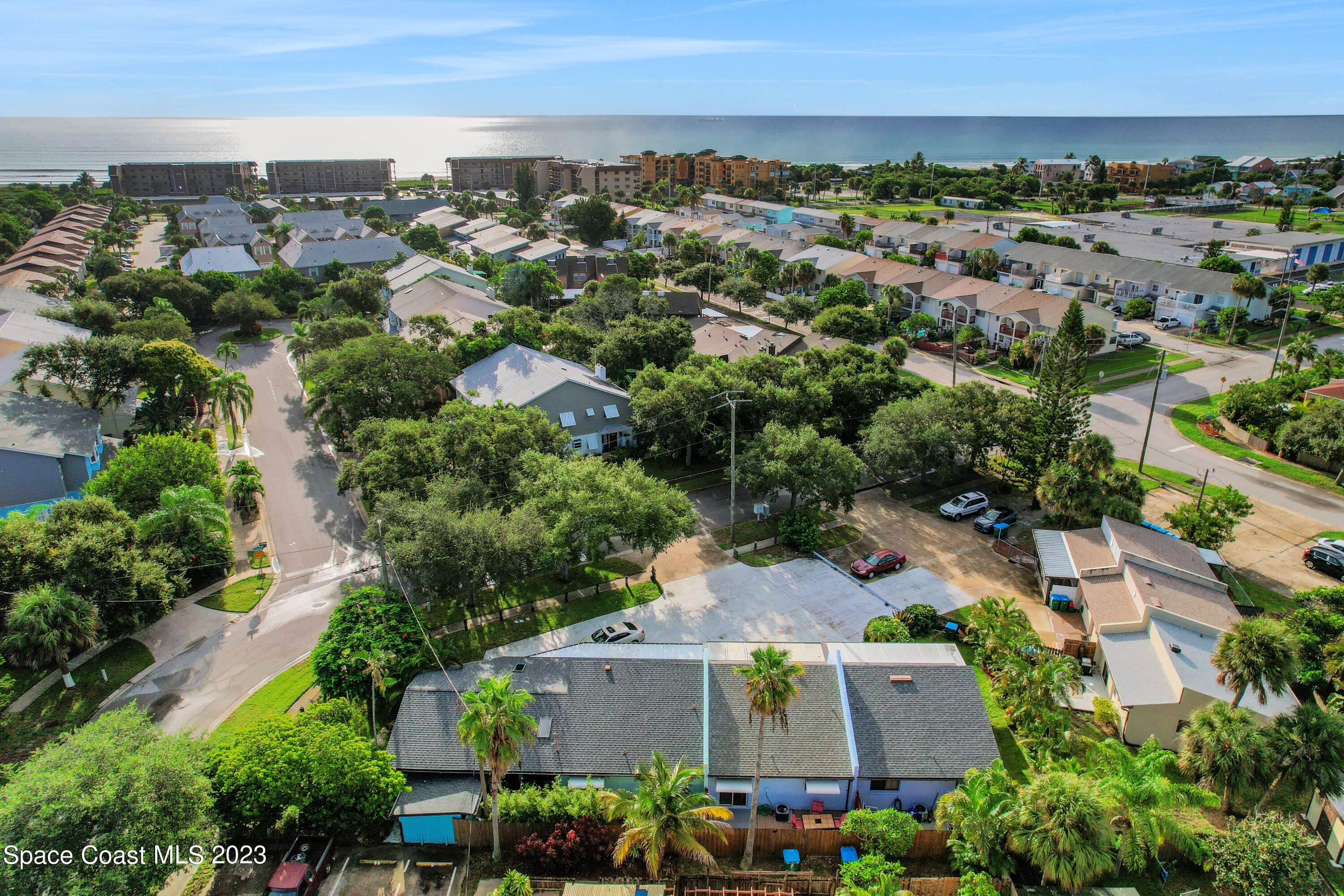 8543 Rosalind Avenue